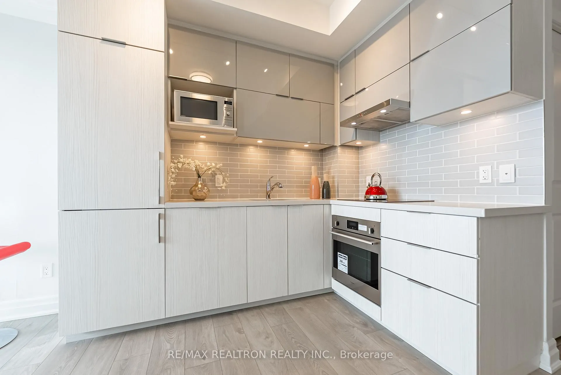 Photo 17 of Unit A1409, 10 Rouge Valley Drive W, Markham, Unionville — HOMEH
