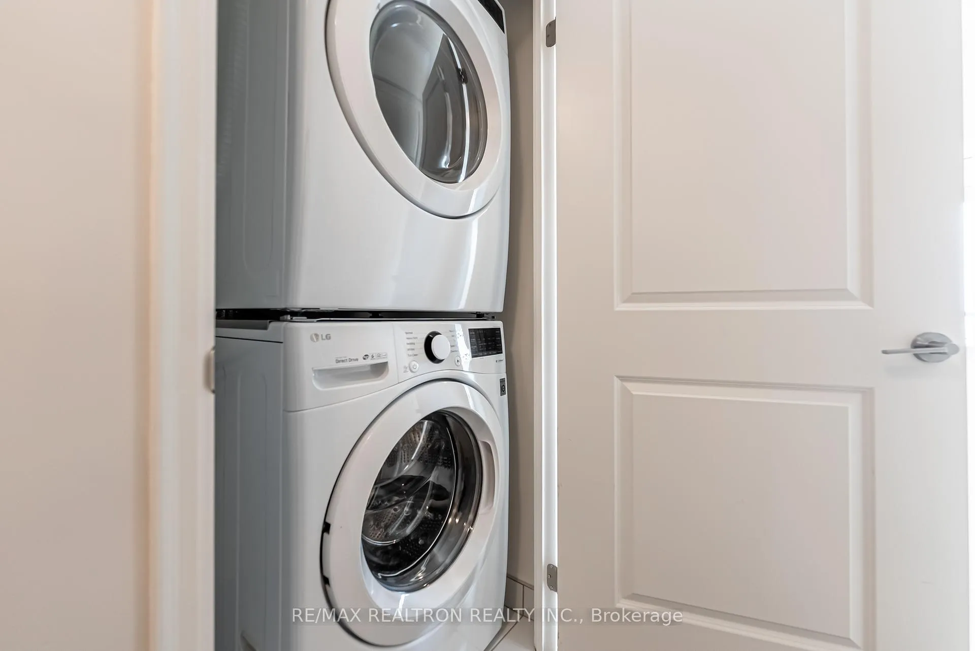 Photo 26 of Unit A1409, 10 Rouge Valley Drive W, Markham, Unionville — HOMEH