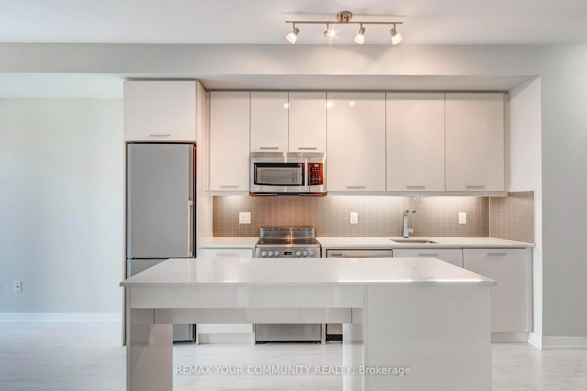 Photo 11 of Unit 501, 105 George Street, Toronto, Moss Park — HOMEH