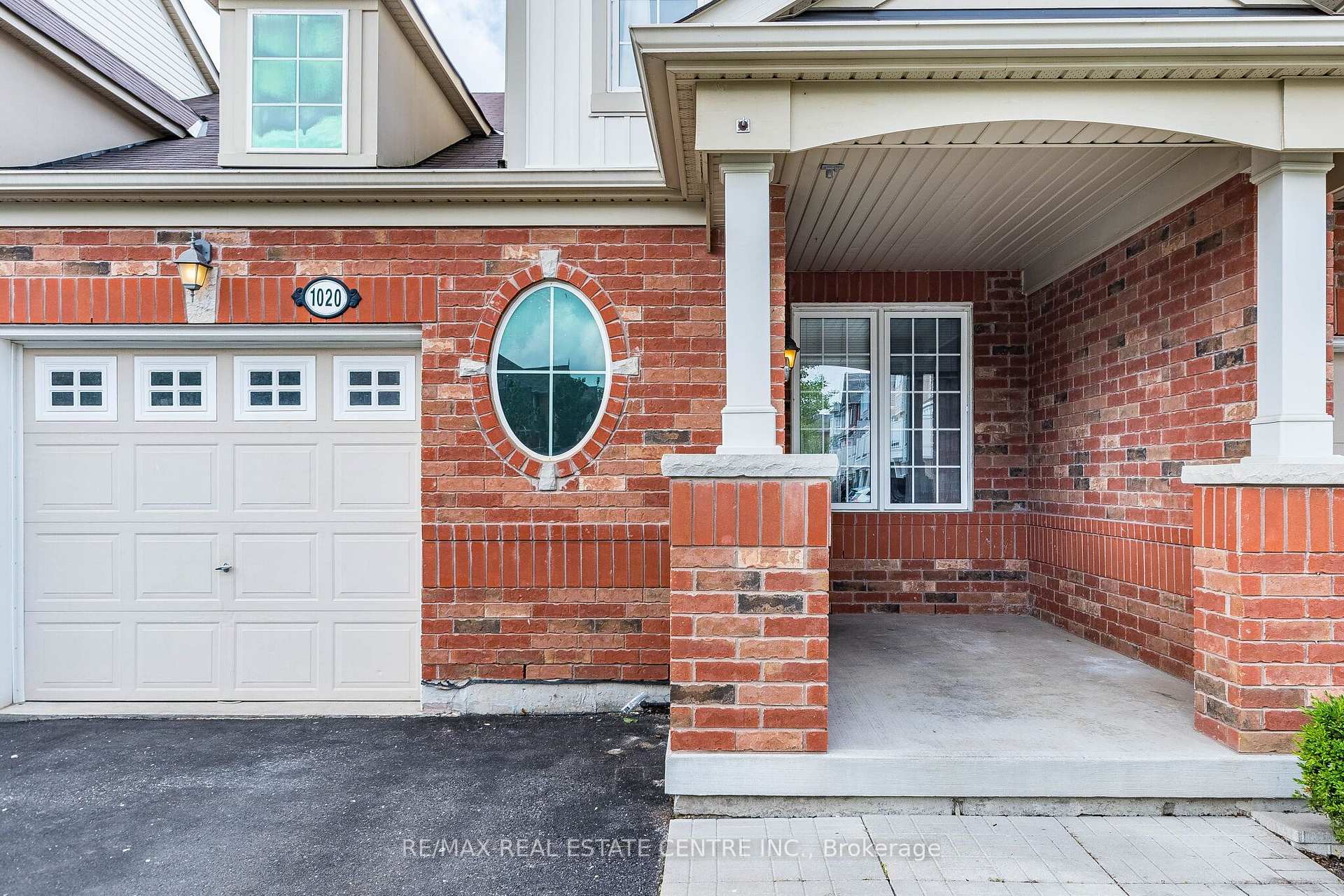 Photo 3 of 1020 Stemman Place, Milton, Willmott — HOMEH