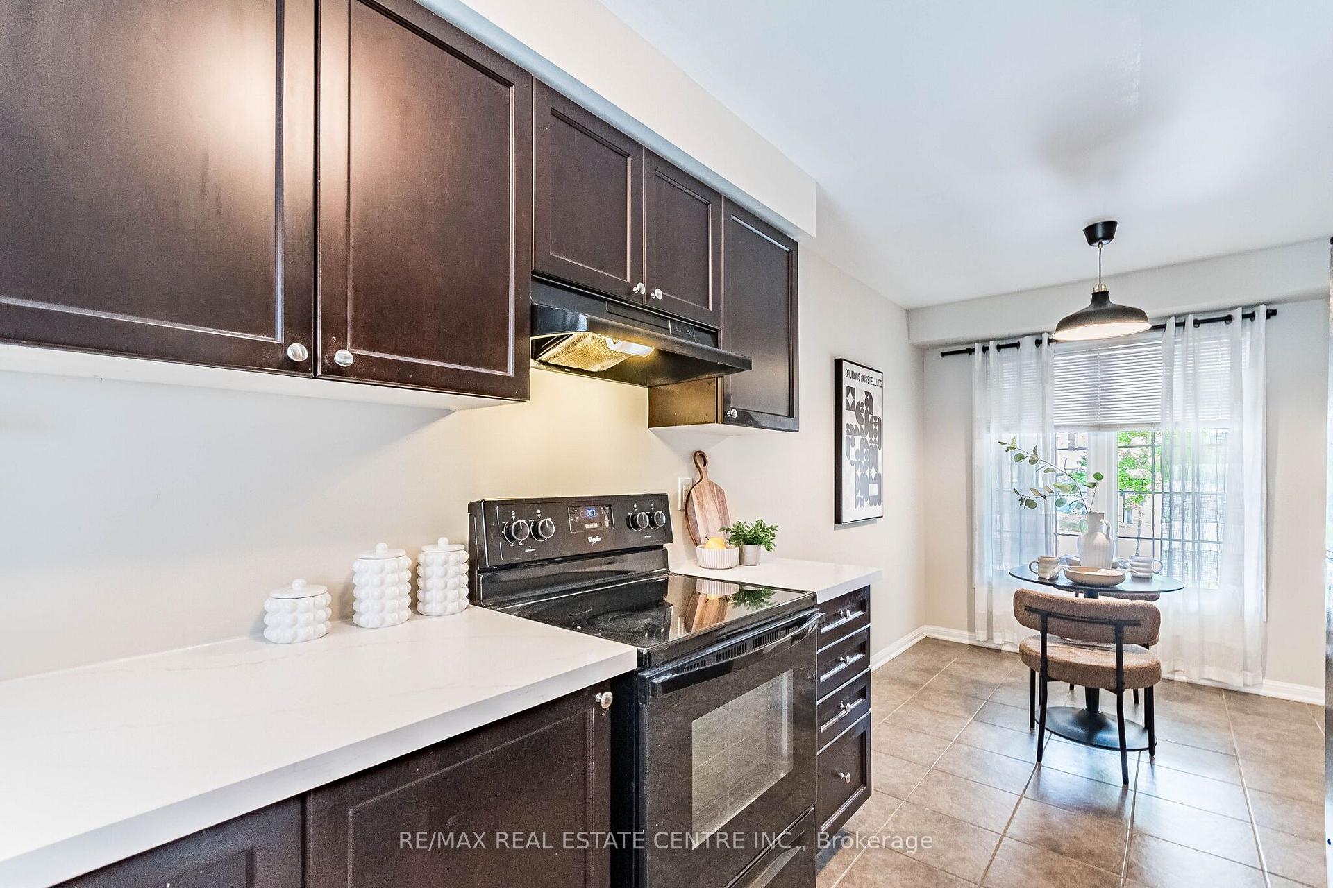 Photo 11 of 1020 Stemman Place, Milton, Willmott — HOMEH