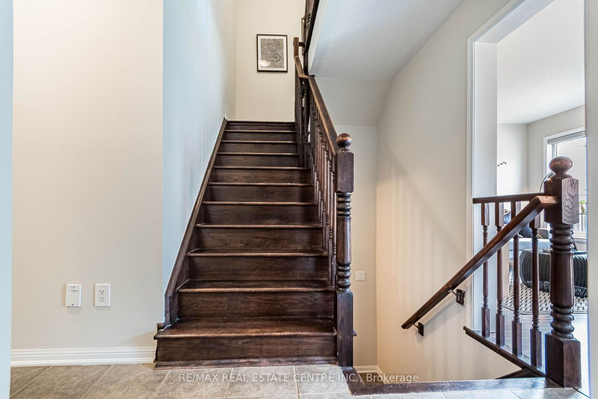 Photo 21 of 1020 Stemman Place, Milton, Willmott — HOMEH