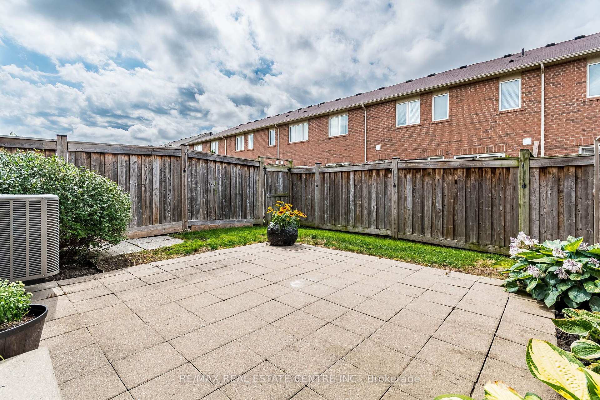 Photo 34 of 1020 Stemman Place, Milton, Willmott — HOMEH