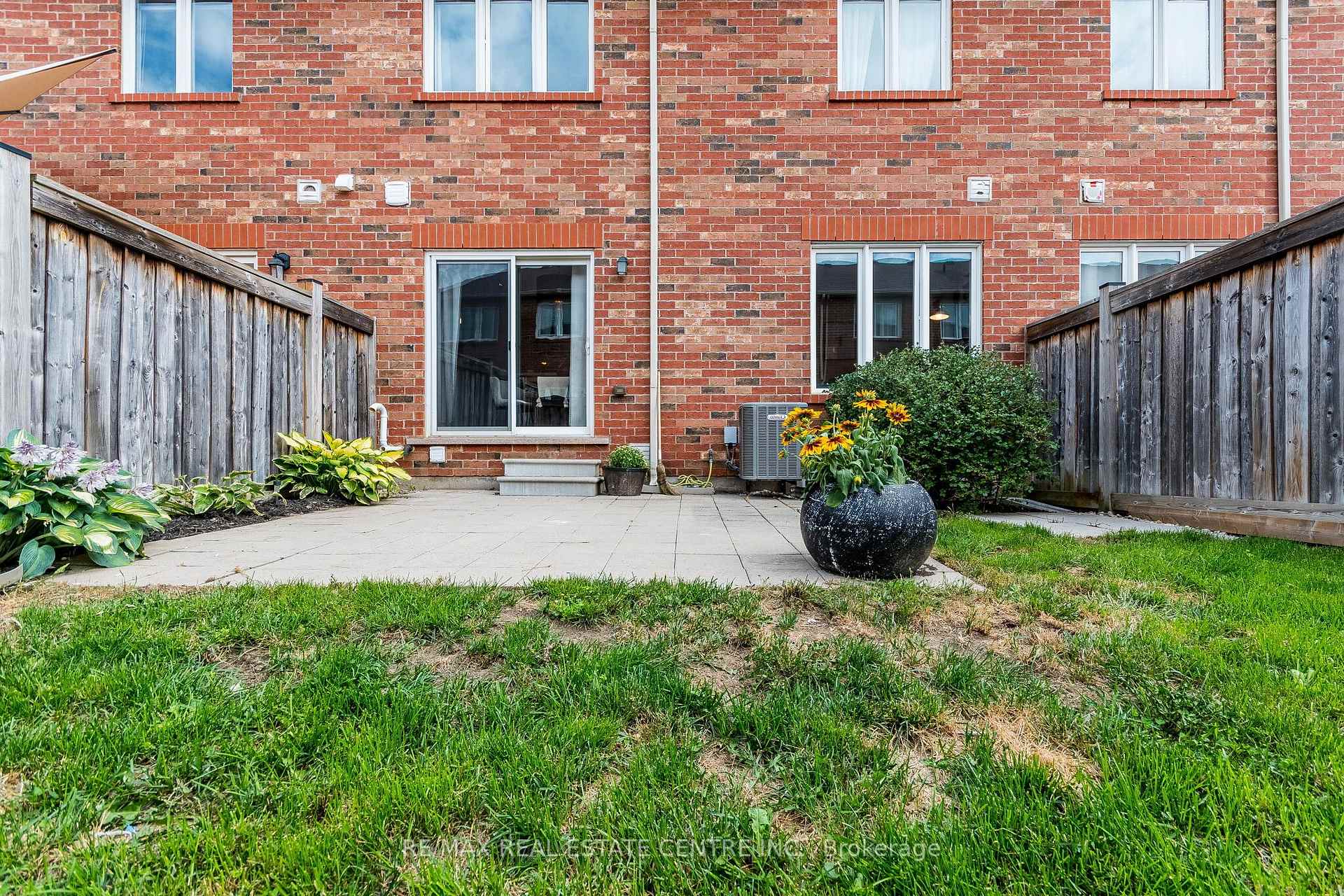 Photo 35 of 1020 Stemman Place, Milton, Willmott — HOMEH