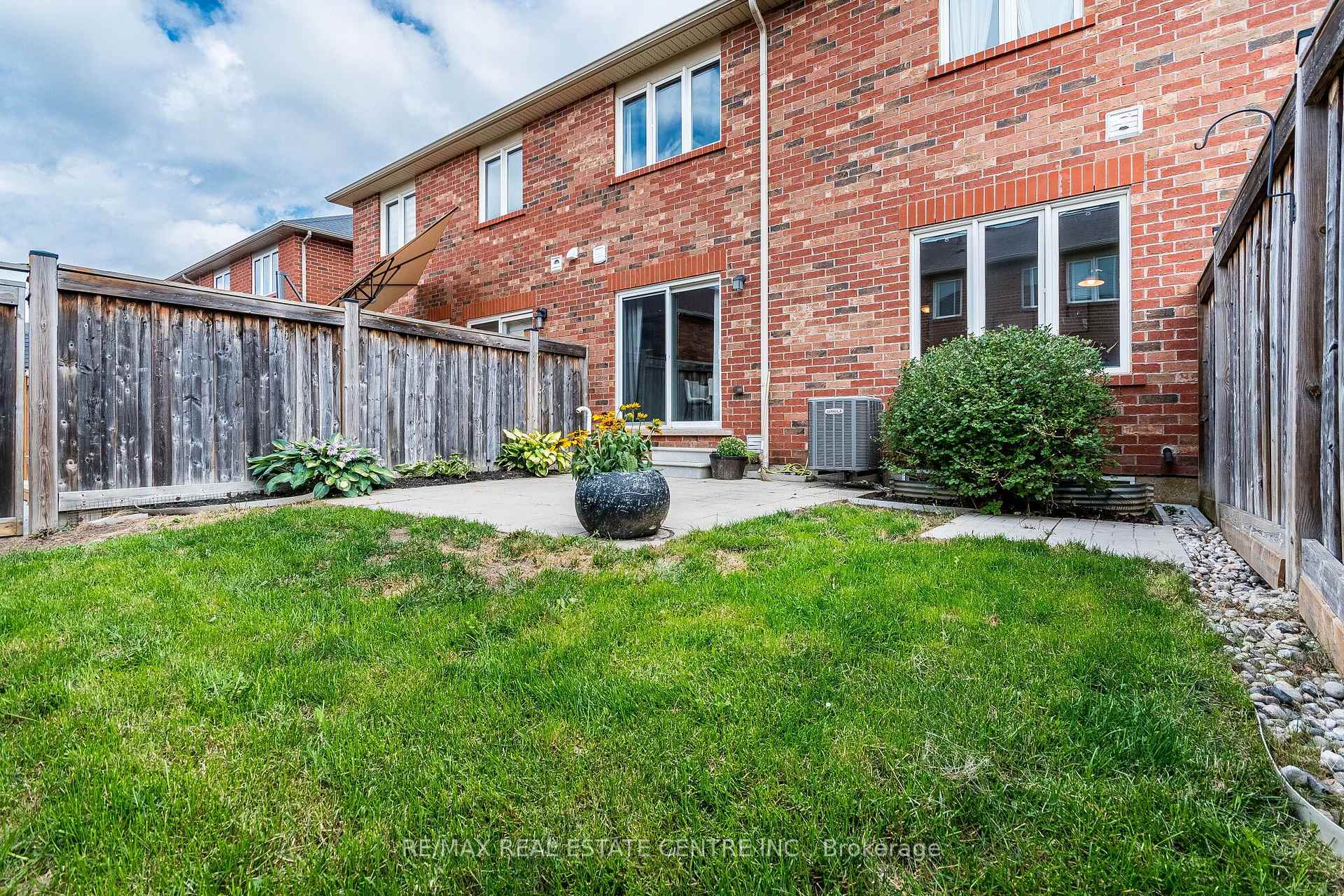 Photo 36 of 1020 Stemman Place, Milton, Willmott — HOMEH