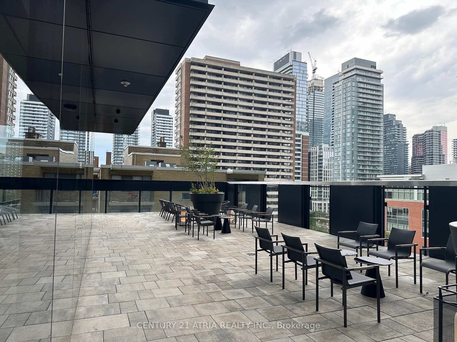Photo 25 of Unit 3010, 55 Charles Street E, Toronto, Church-Yonge Corridor — HOMEH