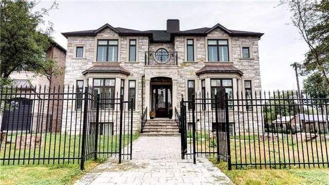 Photo 1 of 18 Parker Avenue, Richmond Hill, Oak Ridges — HOMEH