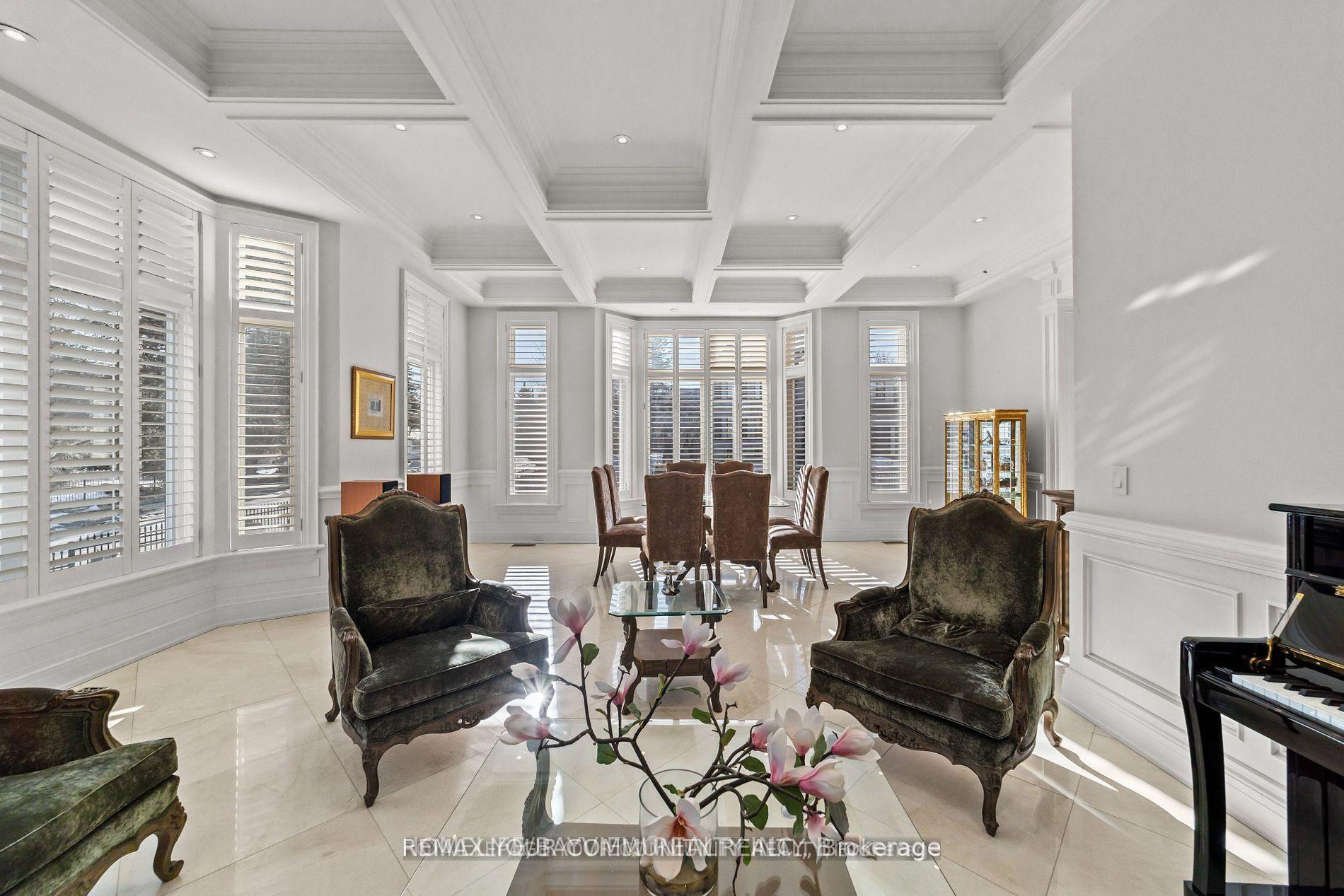 Photo 13 of 18 Parker Avenue, Richmond Hill, Oak Ridges — HOMEH