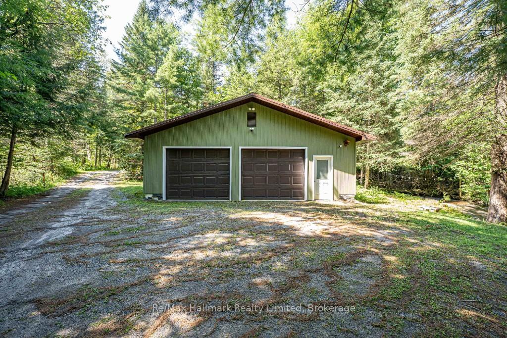 Photo 5 of 199 Bonnell Road, Bracebridge, Macaulay — HOMEH