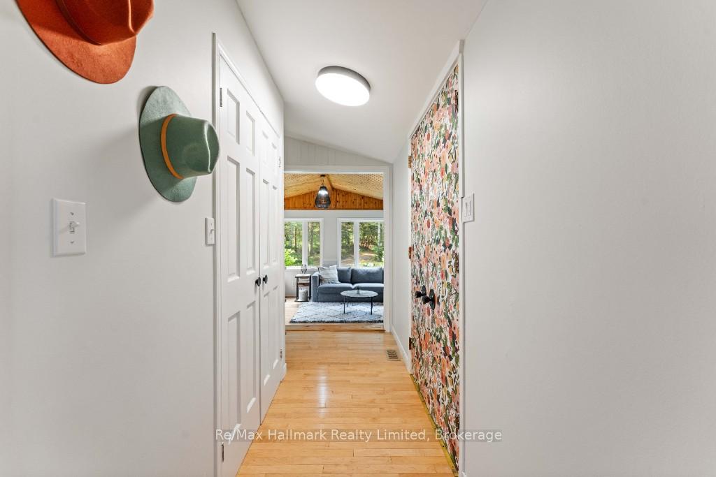 Photo 25 of 199 Bonnell Road, Bracebridge, Macaulay — HOMEH