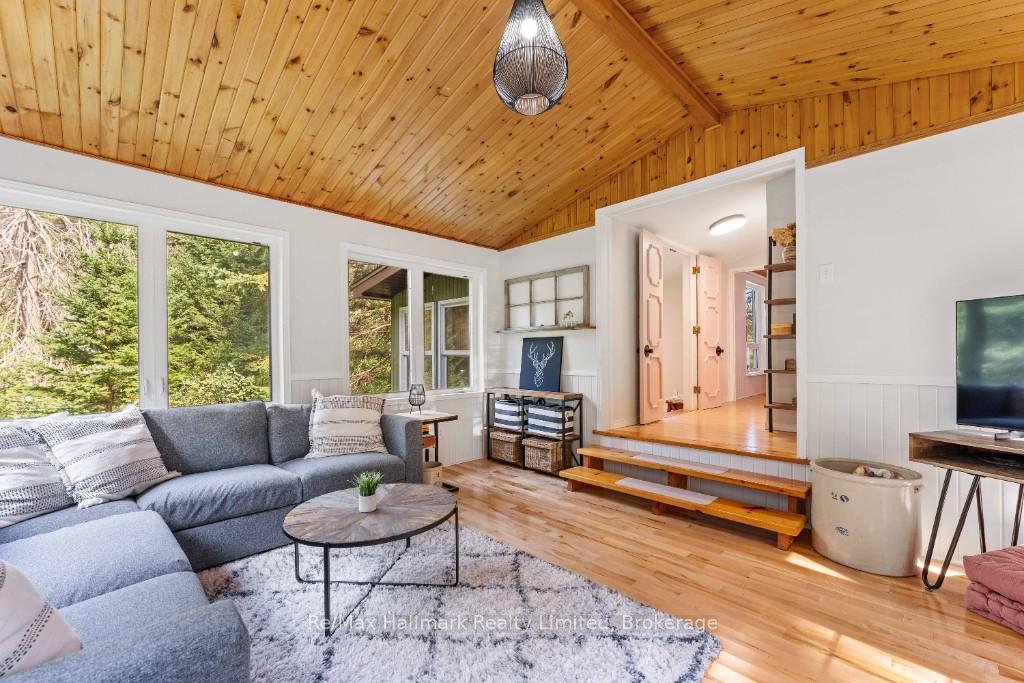 Photo 28 of 199 Bonnell Road, Bracebridge, Macaulay — HOMEH