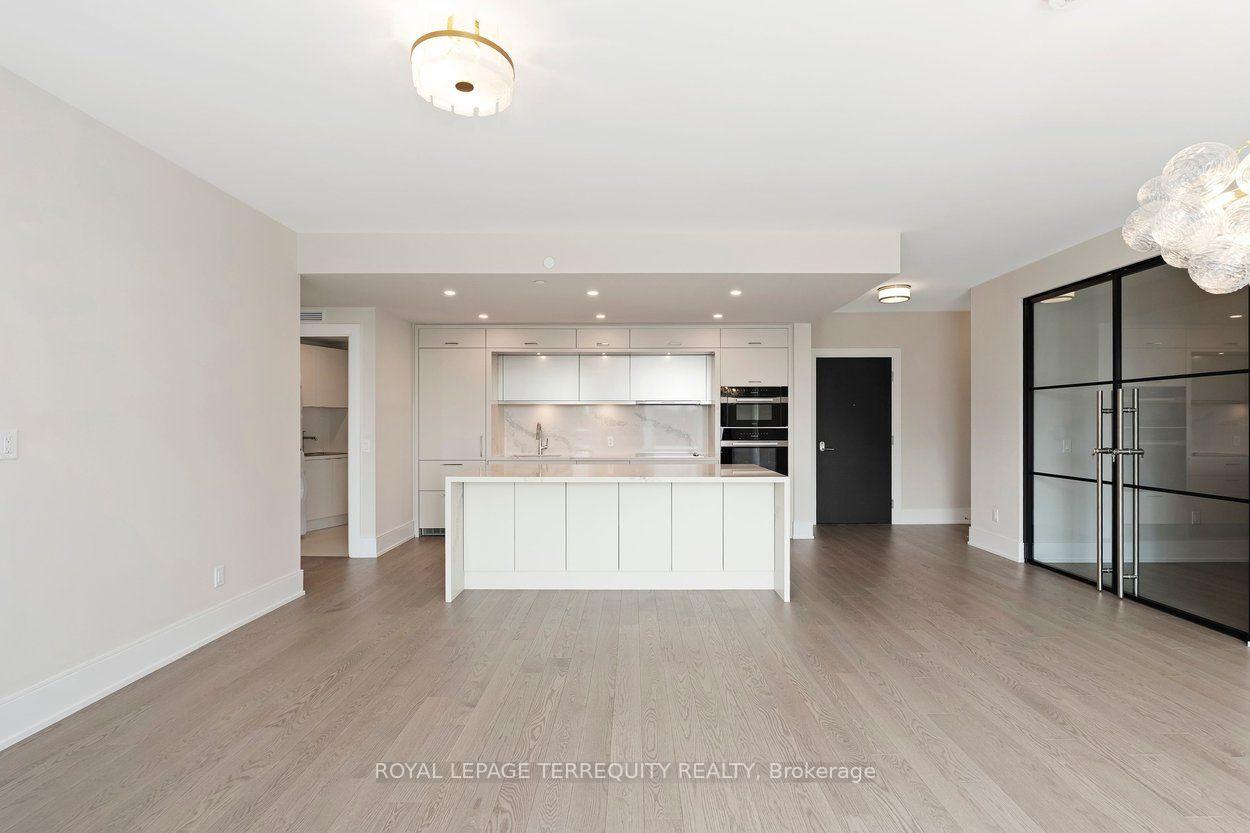 Photo 16 of Unit 307, 259 The Kingsway, Etobicoke, Edenbridge-Humber Valley — HOMEH