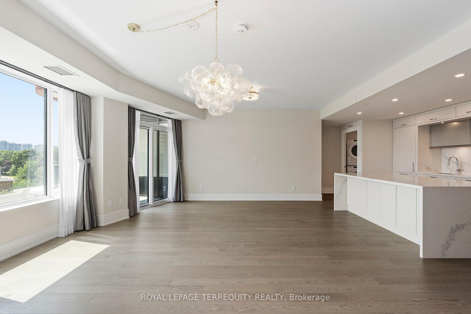 Photo 18 of Unit 307, 259 The Kingsway, Etobicoke, Edenbridge-Humber Valley — HOMEH