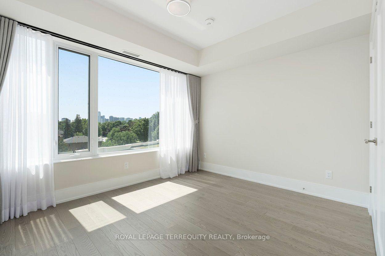 Photo 32 of Unit 307, 259 The Kingsway, Etobicoke, Edenbridge-Humber Valley — HOMEH