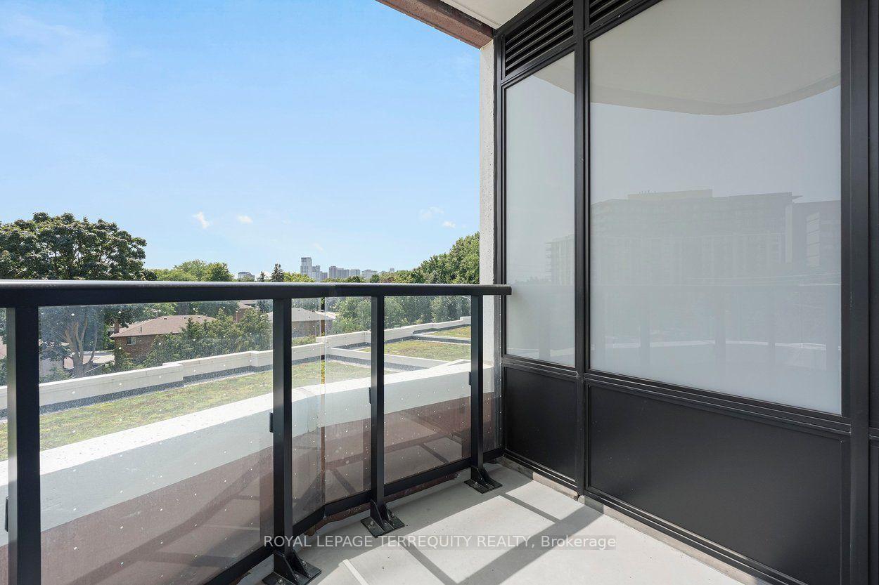 Photo 35 of Unit 307, 259 The Kingsway, Etobicoke, Edenbridge-Humber Valley — HOMEH