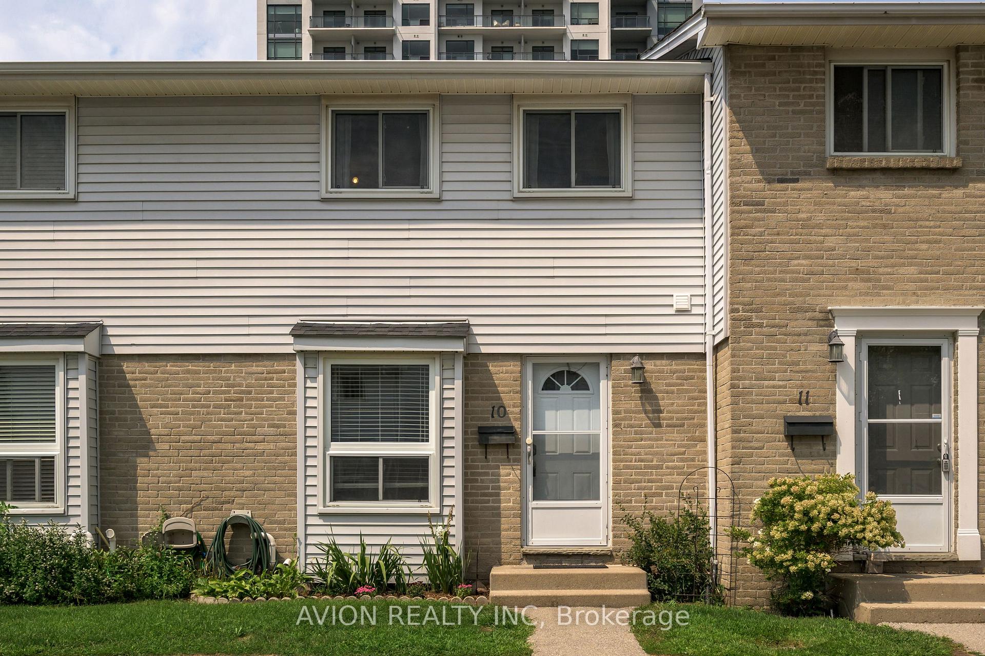 Front of Unit 10, 1786 Attawandaron Road