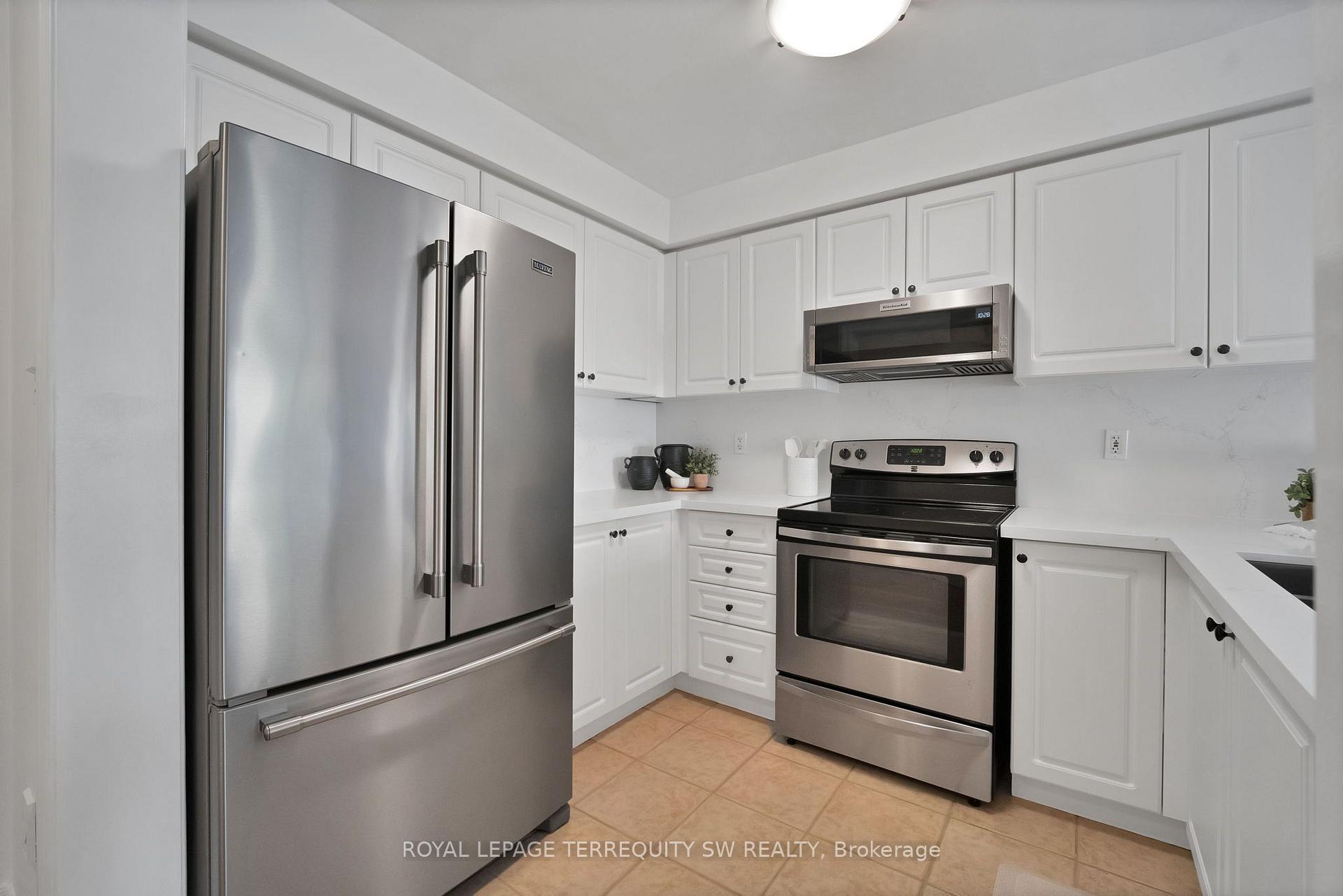 Photo 6 of 52 Goode Street, Richmond Hill, Rouge Woods — HOMEH