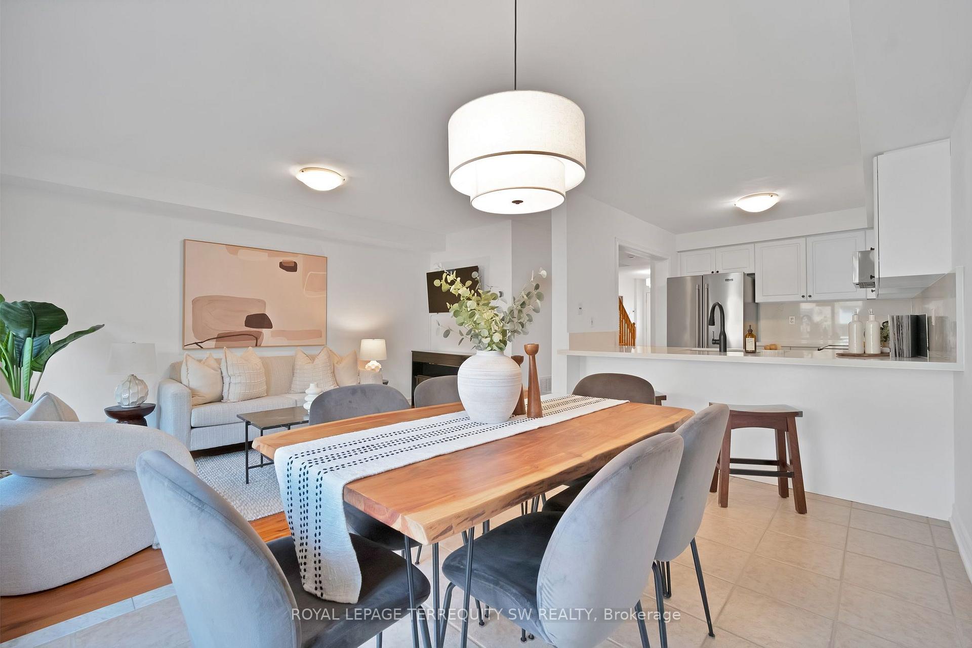 Photo 8 of 52 Goode Street, Richmond Hill, Rouge Woods — HOMEH