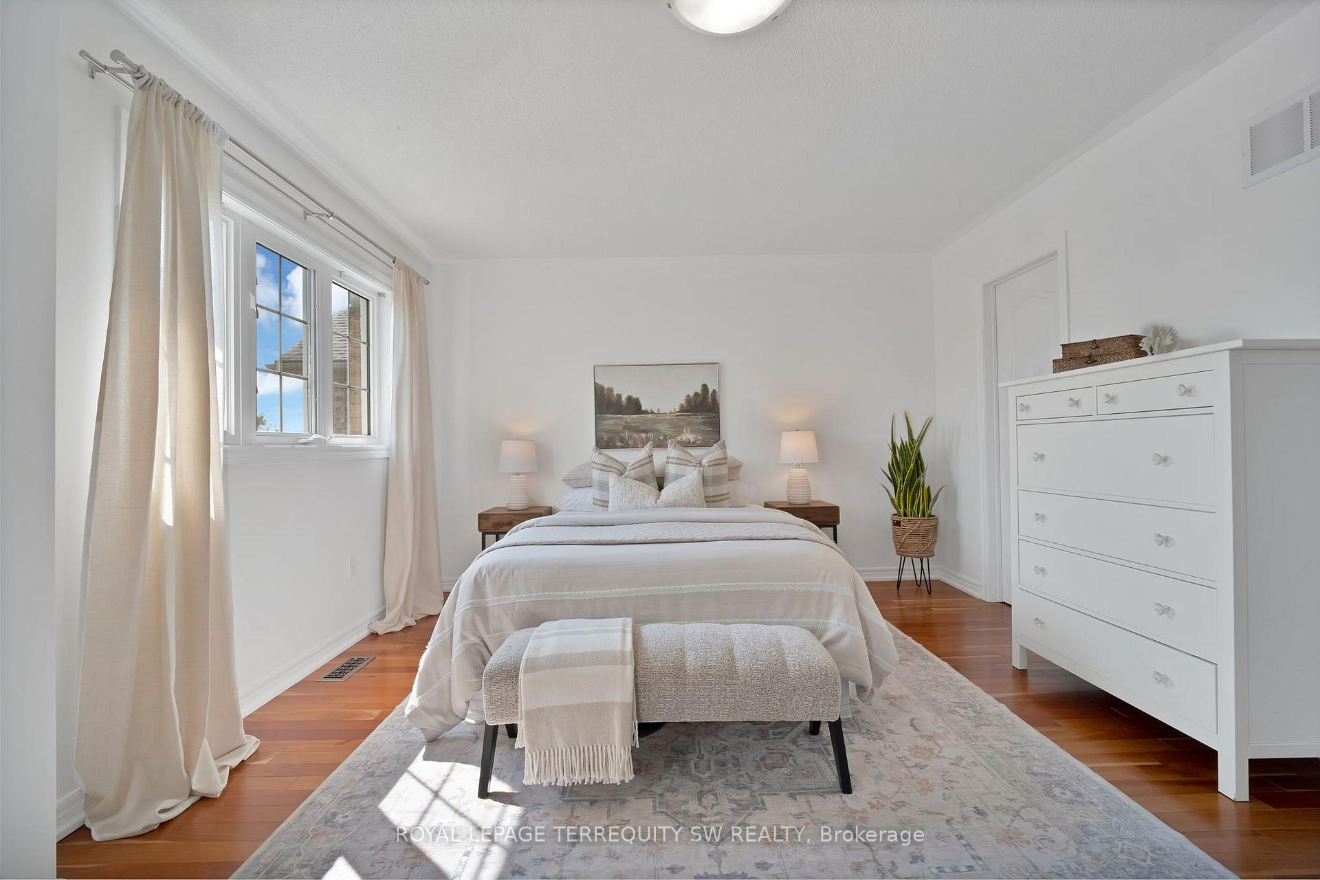 Photo 21 of 52 Goode Street, Richmond Hill, Rouge Woods — HOMEH
