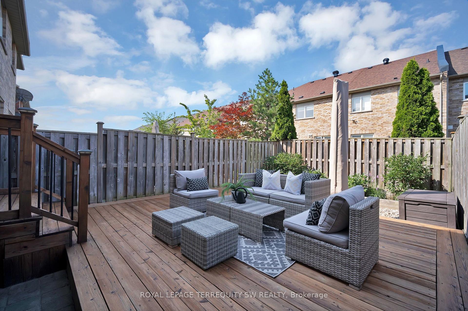 Photo 37 of 52 Goode Street, Richmond Hill, Rouge Woods — HOMEH