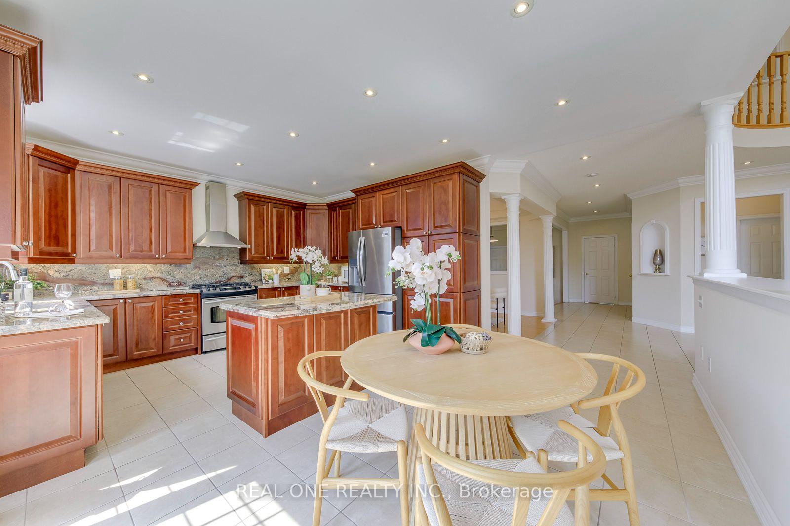 Photo 17 of 2298 Salcome Drive, Oakville, Joshua Creek — HOMEH