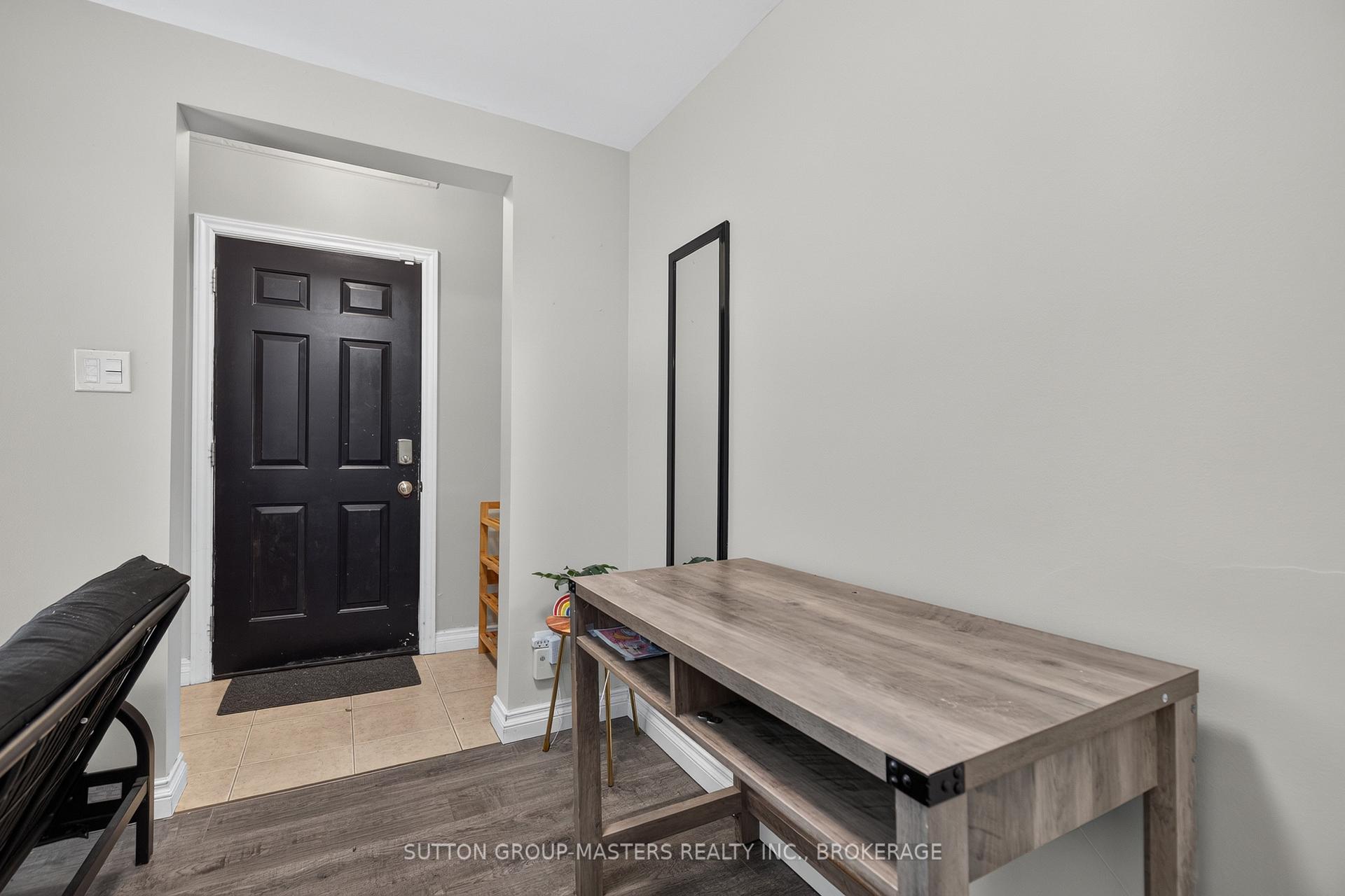 Photo 13 of 380 Barrie Street, Kingston, East of Sir John A. Blvd — HOMEH