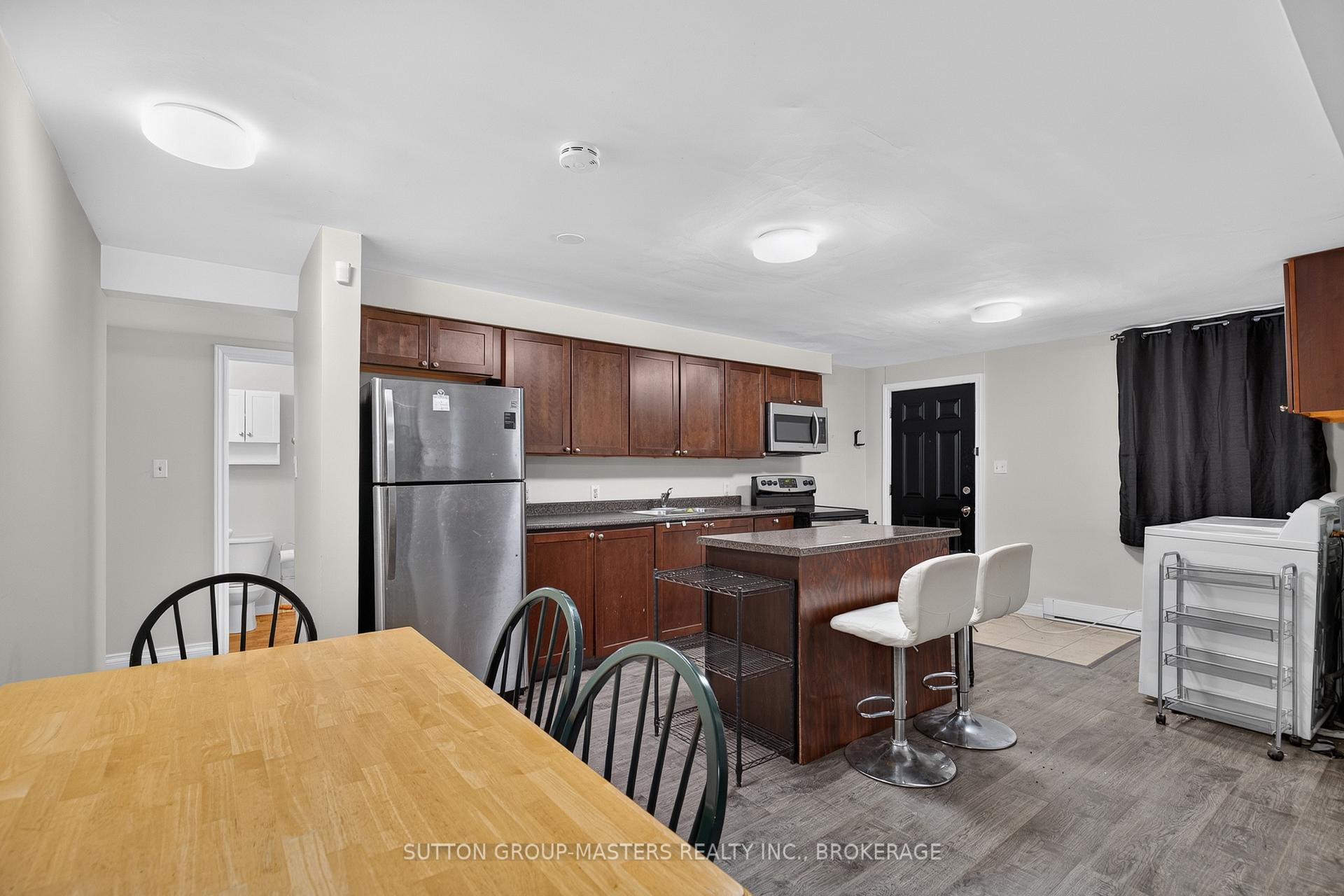 Photo 9 of 380 Barrie Street, Kingston, East of Sir John A. Blvd — HOMEH