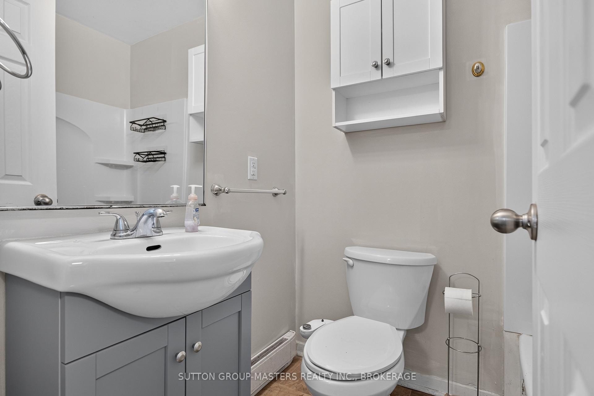 Photo 22 of 380 Barrie Street, Kingston, East of Sir John A. Blvd — HOMEH