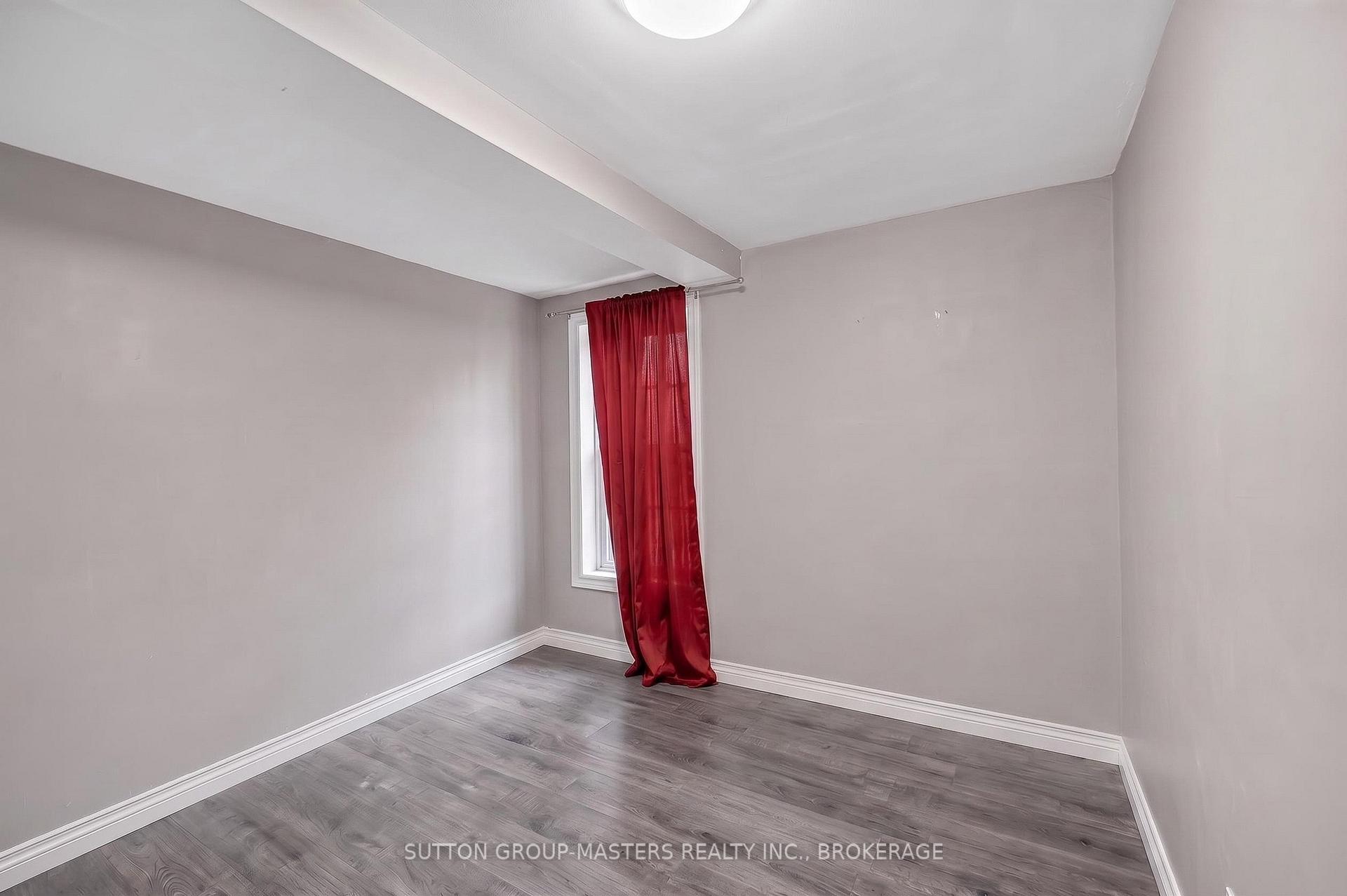 Photo 33 of 380 Barrie Street, Kingston, East of Sir John A. Blvd — HOMEH