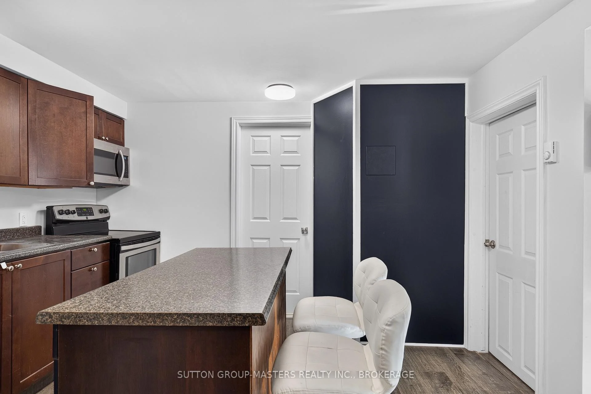 Photo 15 of 380 Barrie Street, Kingston, East of Sir John A. Blvd — HOMEH