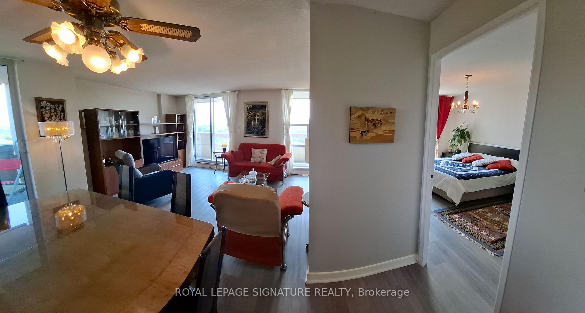 Photo 5 of Unit 1210, 60 Inverlochy Boulevard, Markham, Royal Orchard — HOMEH