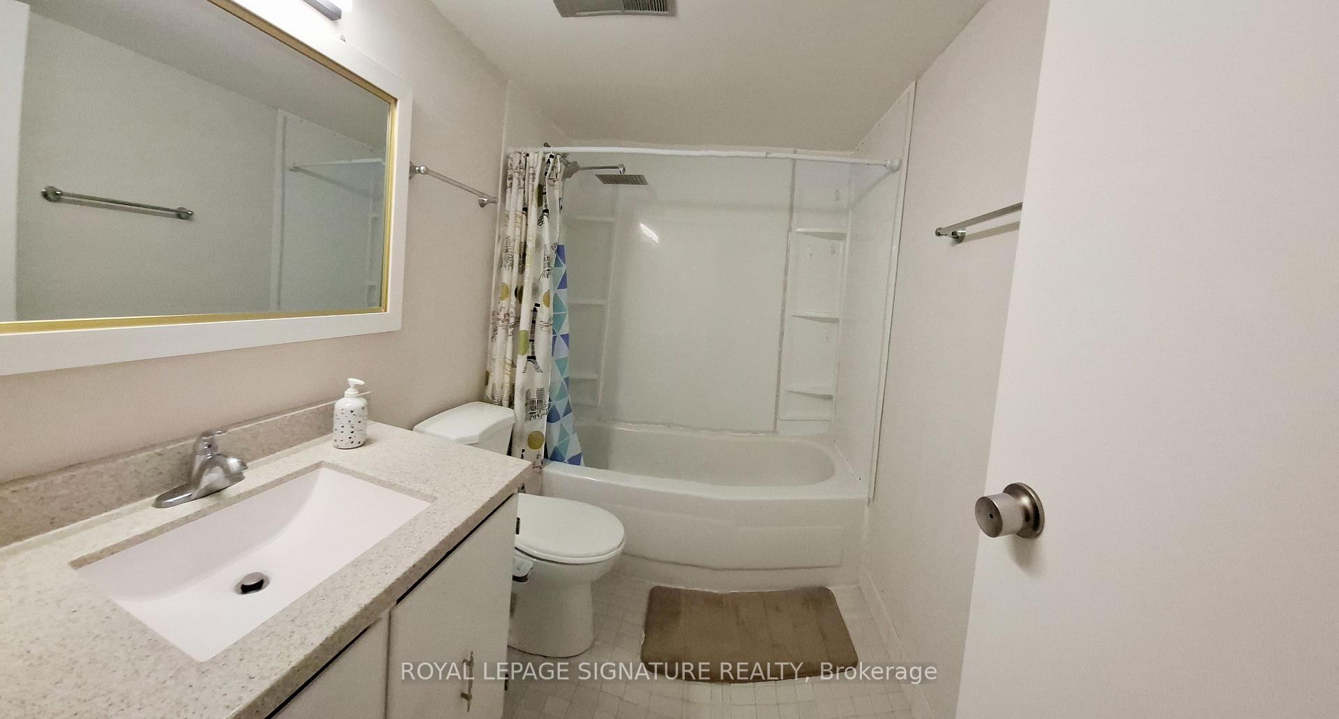 Photo 19 of Unit 1210, 60 Inverlochy Boulevard, Markham, Royal Orchard — HOMEH