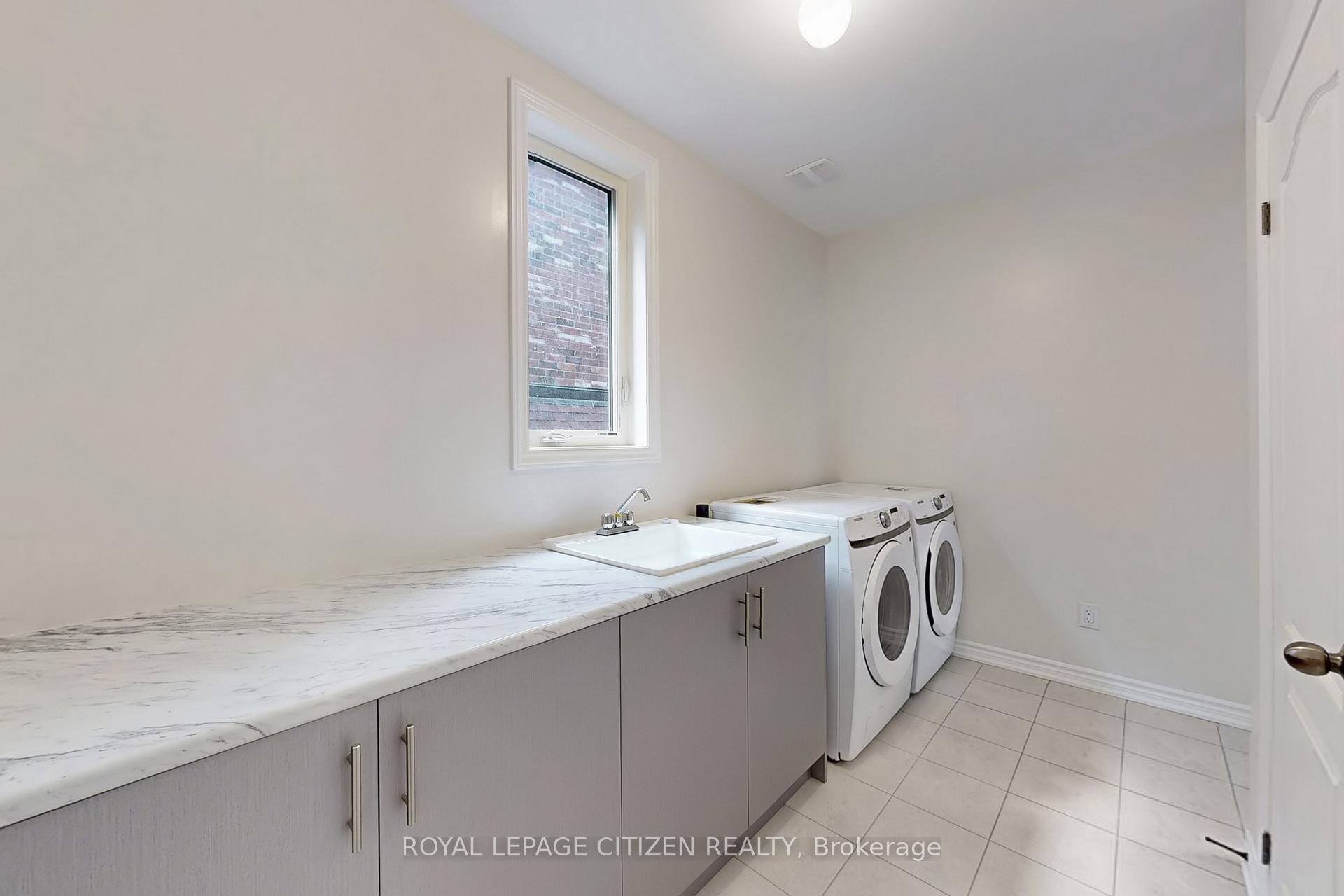 Photo 17 of 82 Lawrence D. Pridham Avenue, New Tecumseth, Alliston — HOMEH