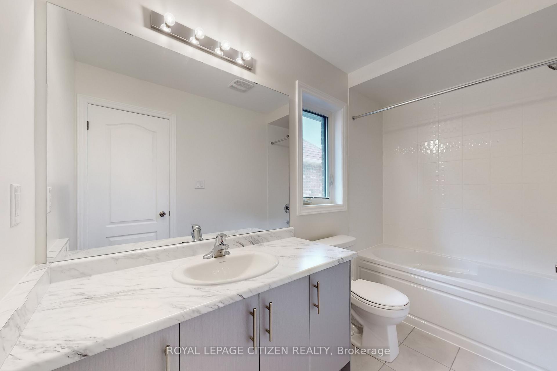 Photo 39 of 82 Lawrence D. Pridham Avenue, New Tecumseth, Alliston — HOMEH