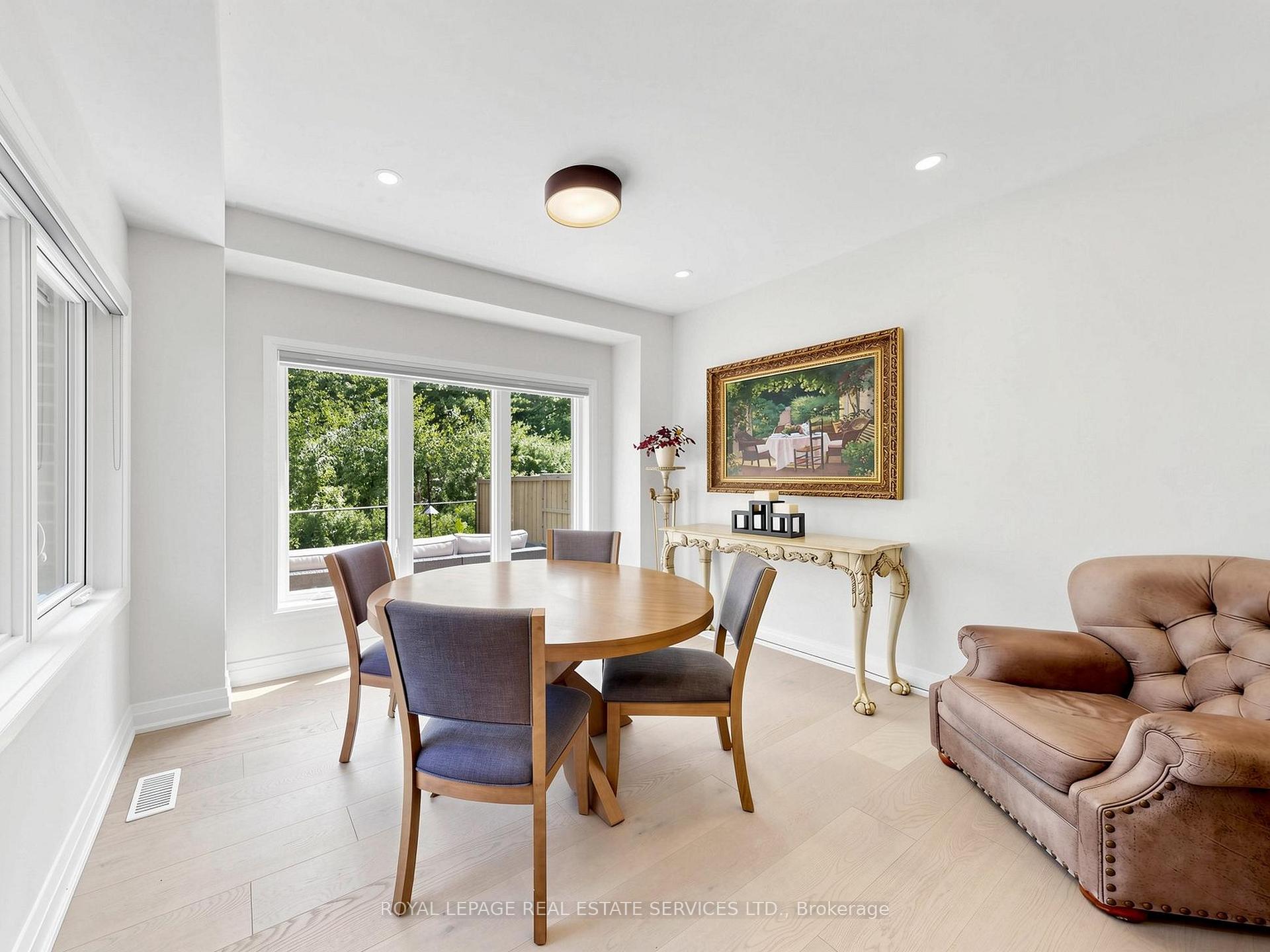 Photo 15 of 19 Summerbeam Way, Brampton, Bram West — HOMEH
