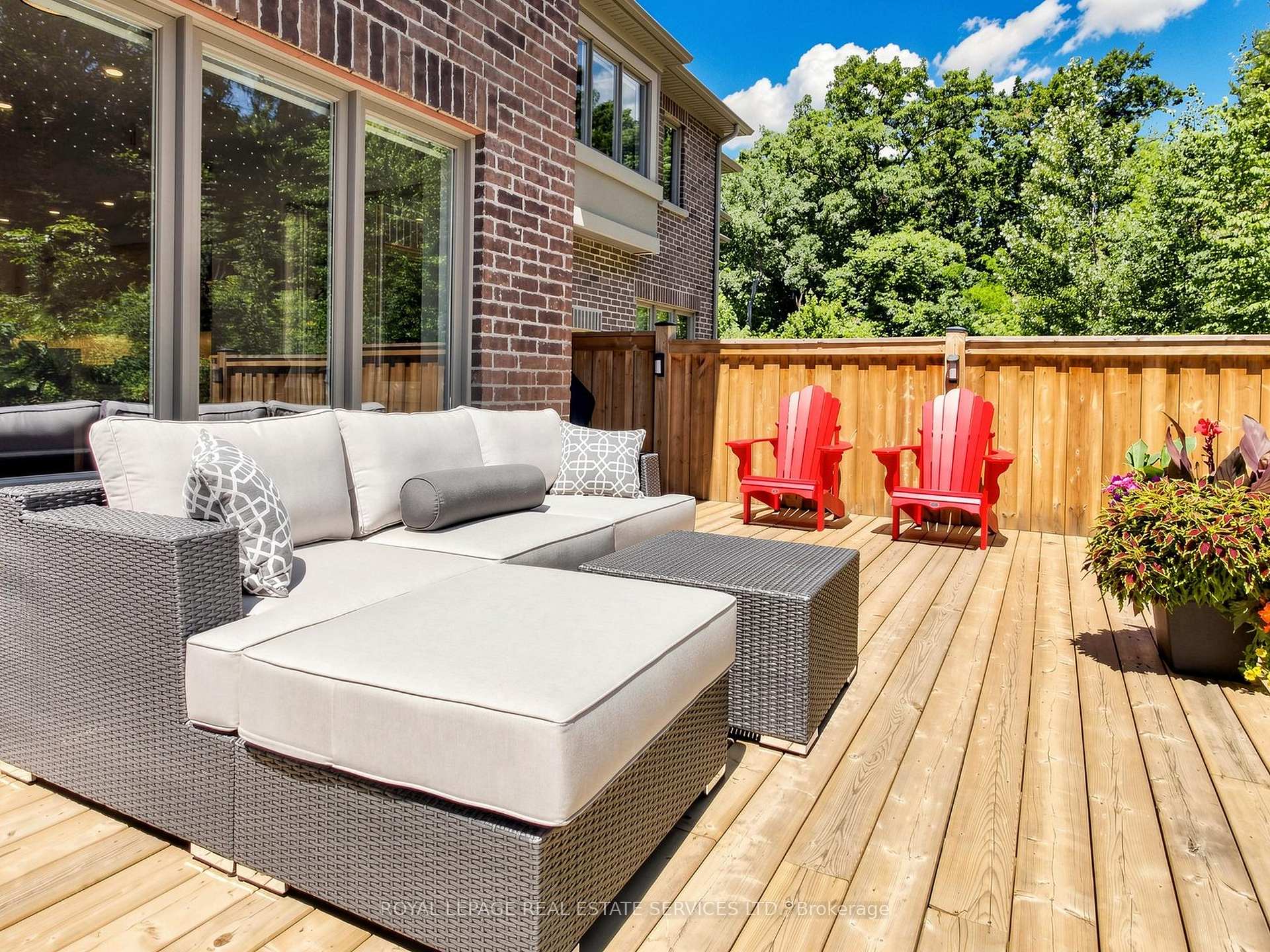 Photo 42 of 19 Summerbeam Way, Brampton, Bram West — HOMEH