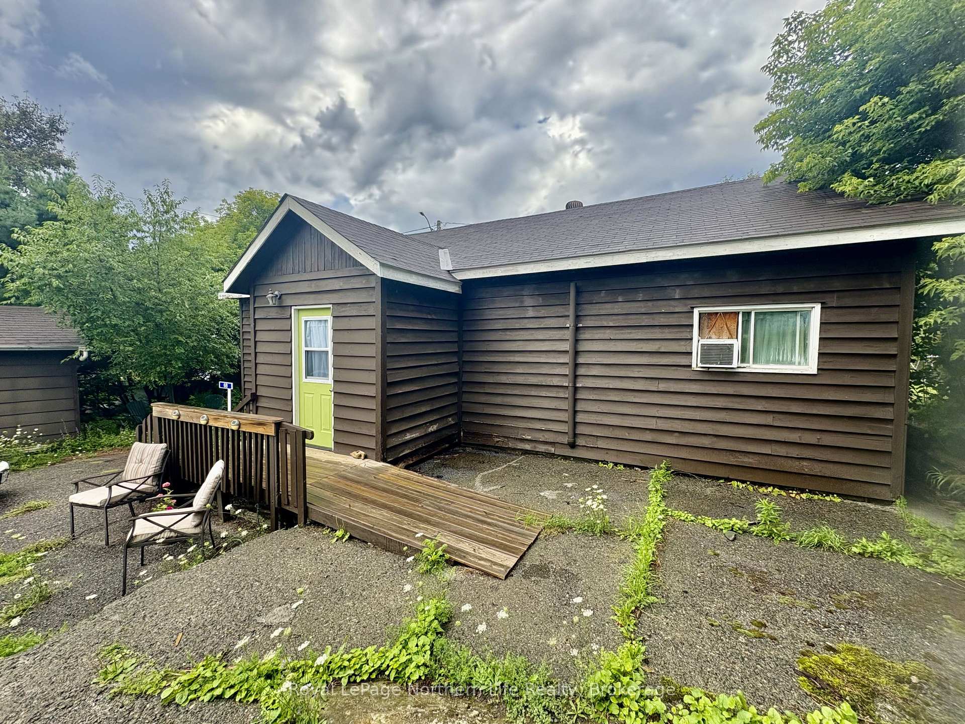 Photo 4 of 6A & 6B Mountainview Drive, Temagami — HOMEH