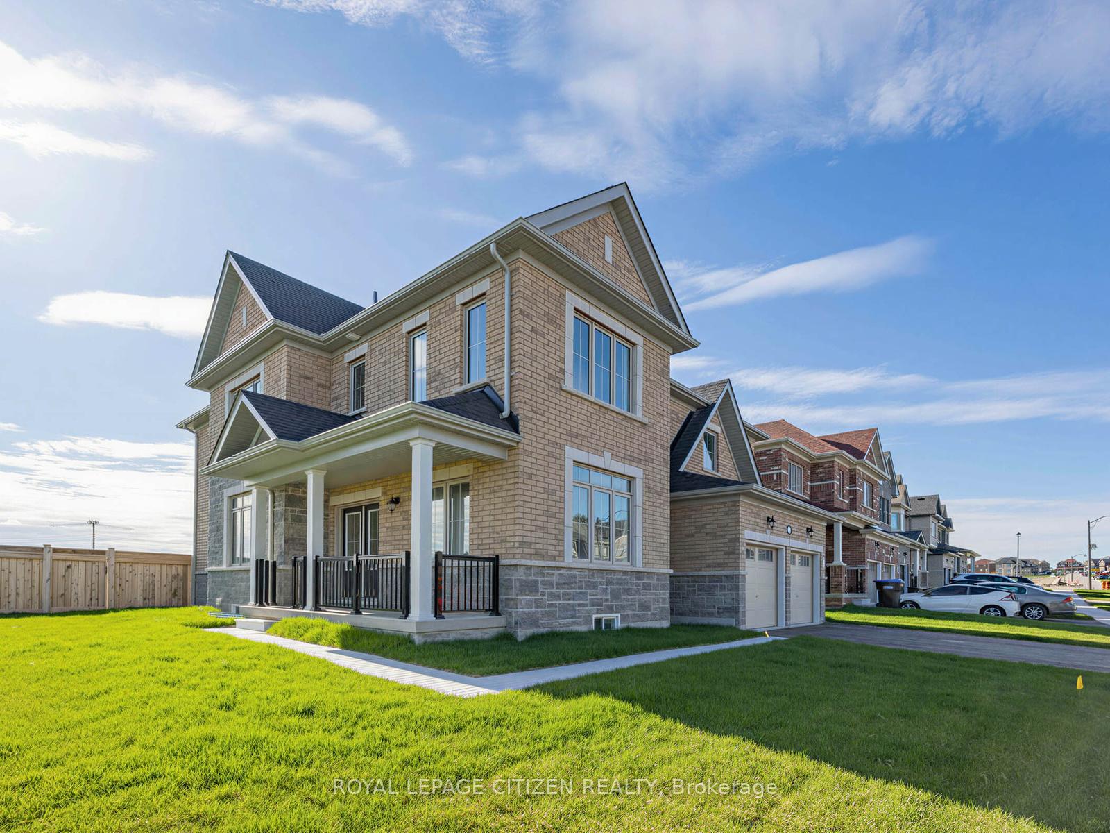 Photo of 2 Lawrence D. Pridham Avenue