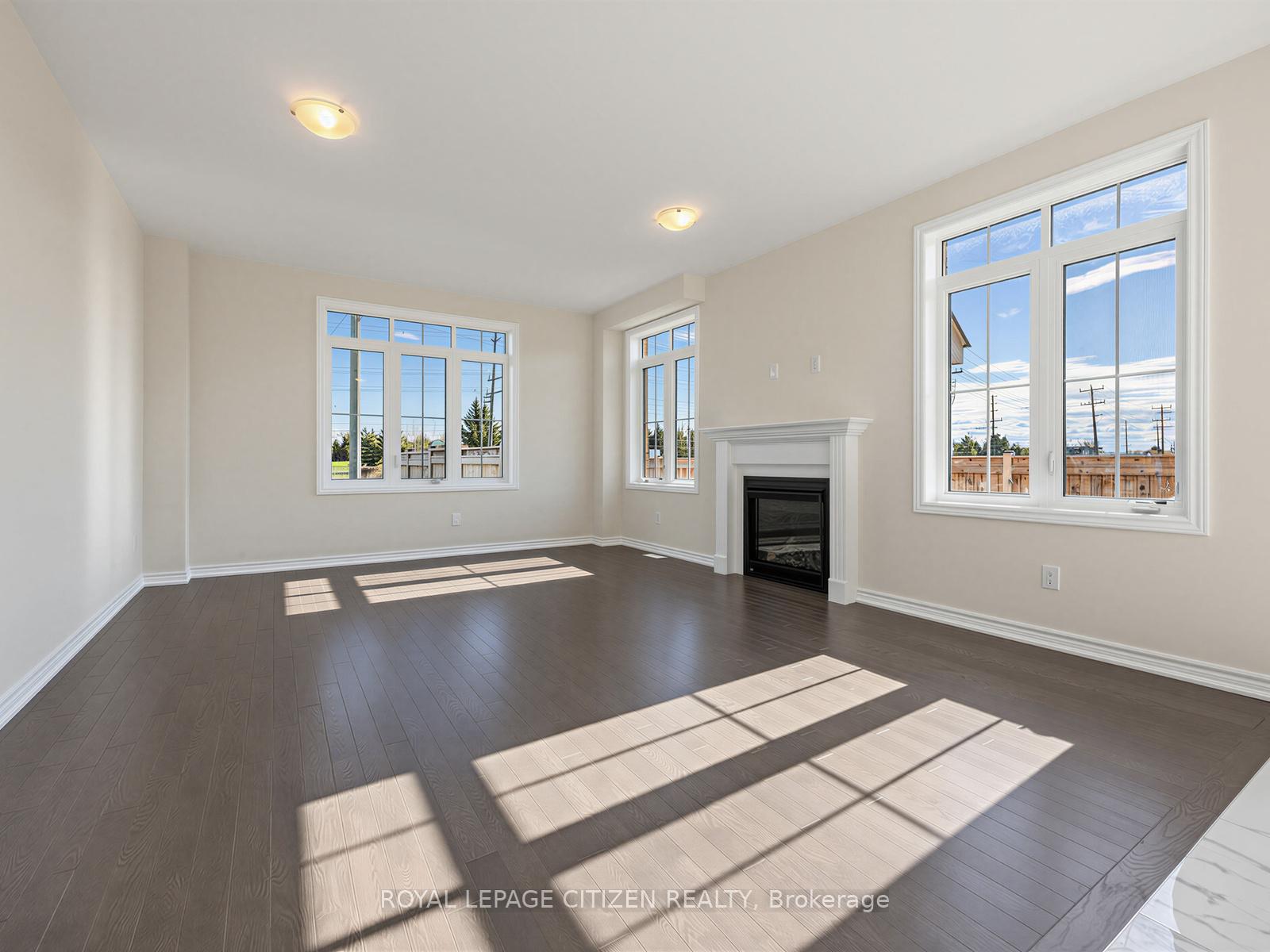 Photo 5 of 2 Lawrence D. Pridham Avenue, New Tecumseth, Alliston — HOMEH