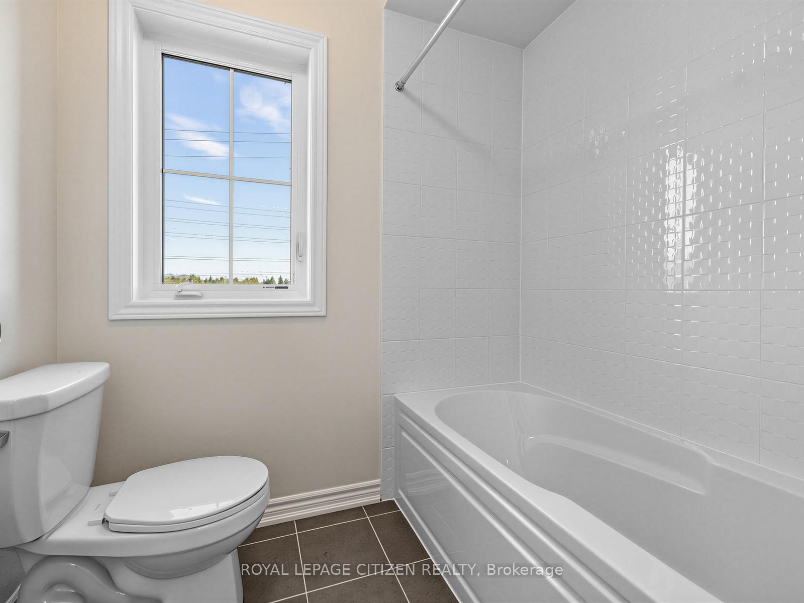 Photo 22 of 2 Lawrence D. Pridham Avenue, New Tecumseth, Alliston — HOMEH