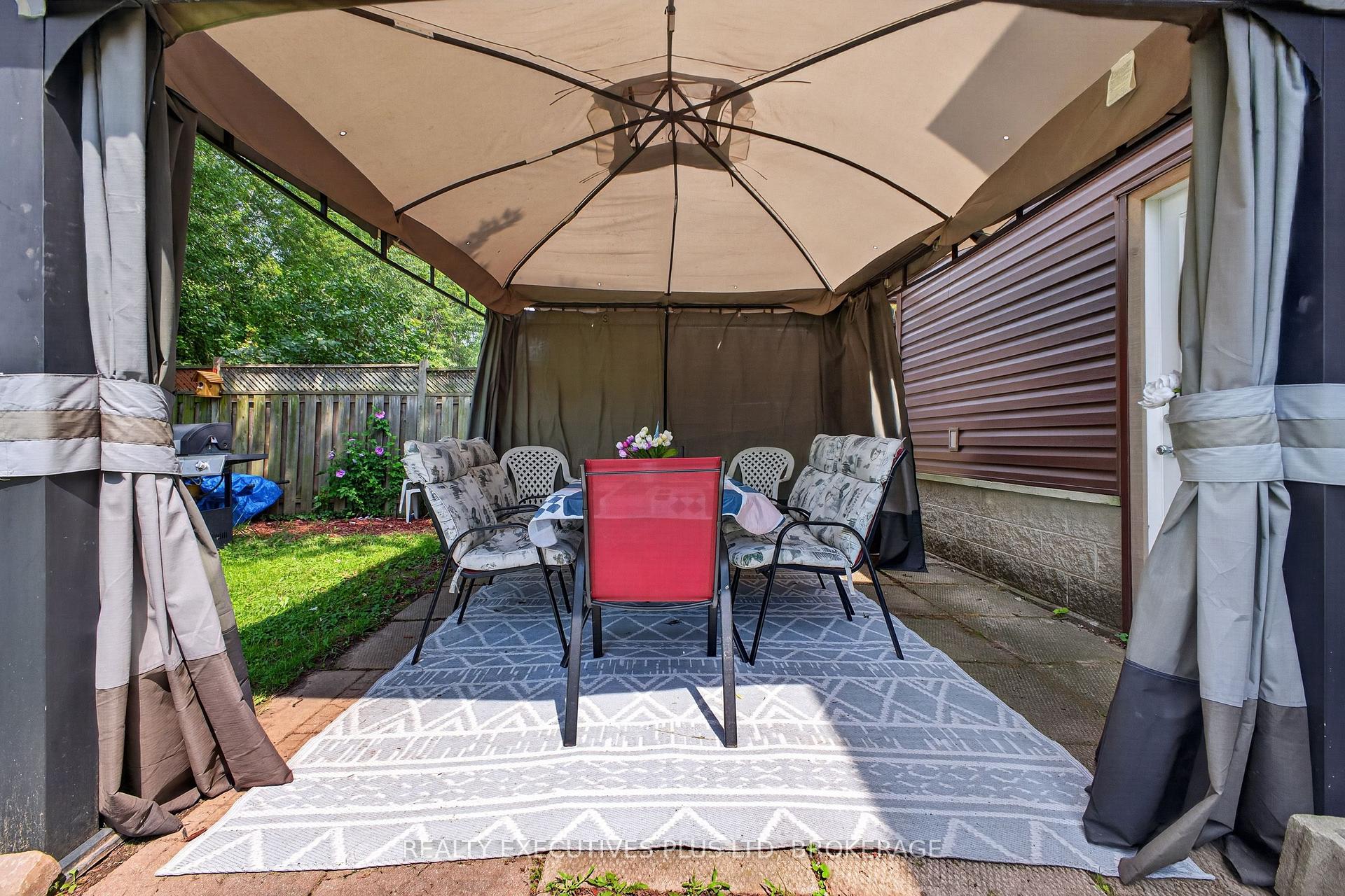 Photo 12 of 6245 Pitton Road, Niagara Falls, West Wood — HOMEH
