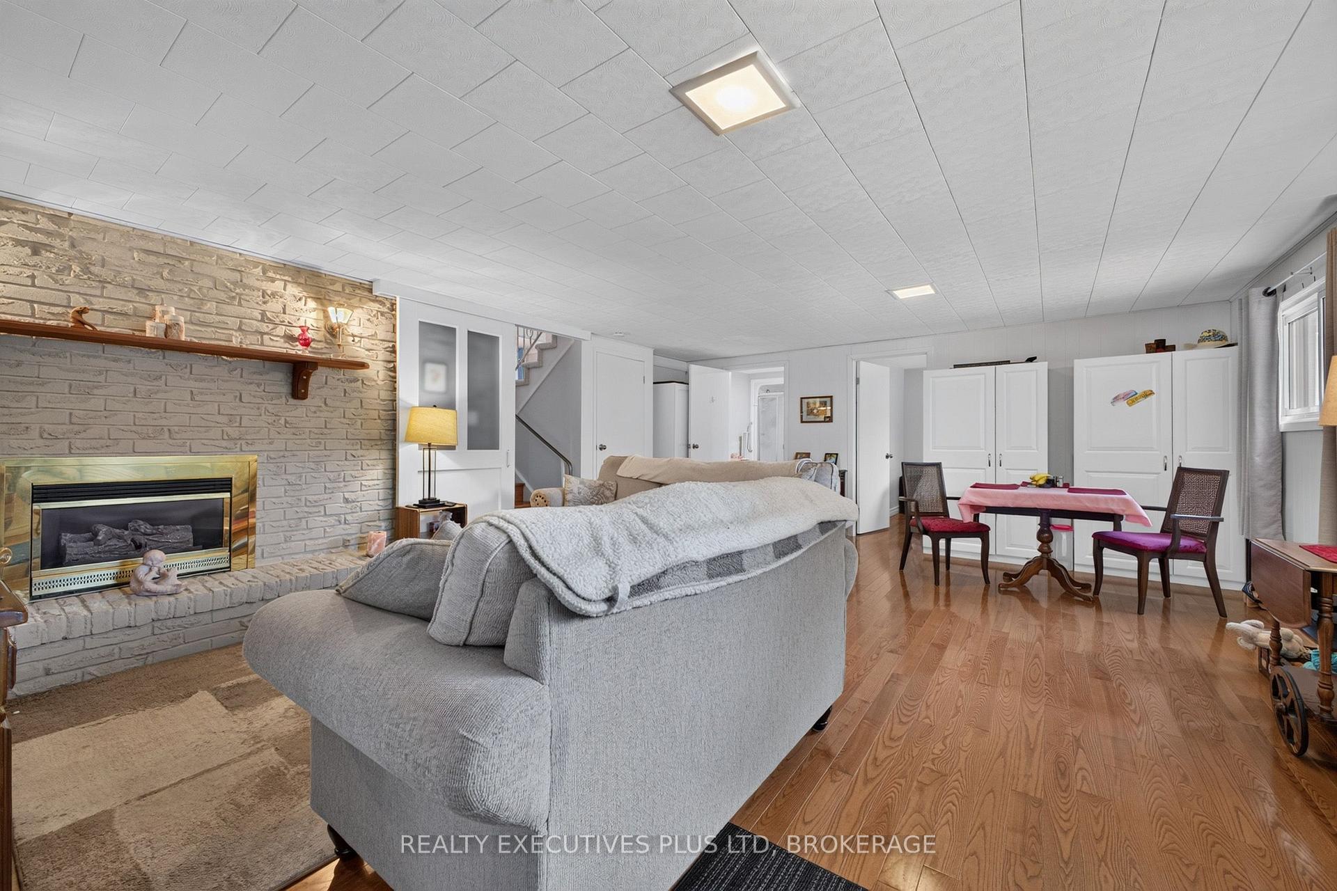 Photo 31 of 6245 Pitton Road, Niagara Falls, West Wood — HOMEH