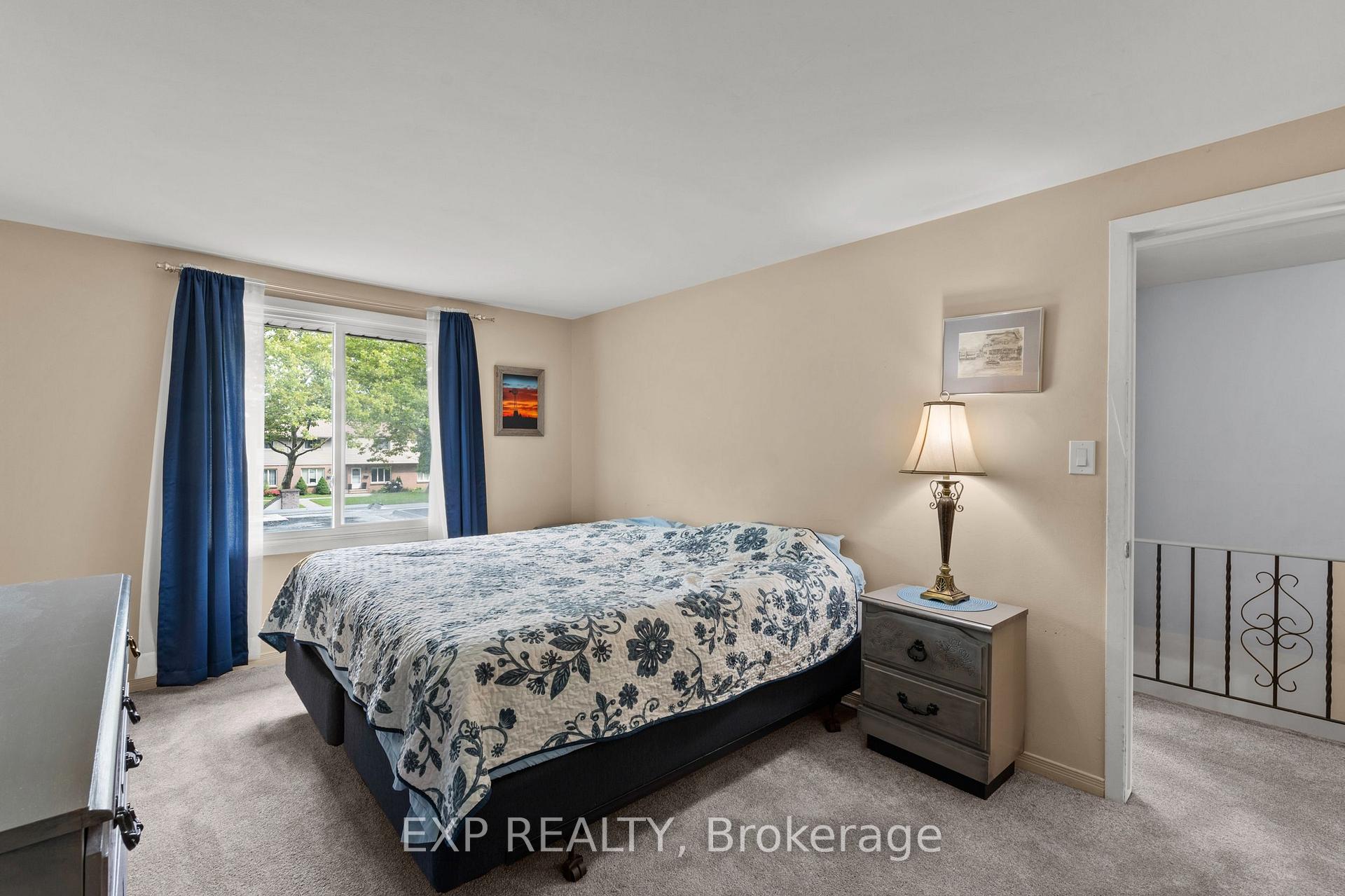 Photo 14 of Unit 7, 4230 Meadowvale Drive, Niagara Falls, Morrison — HOMEH