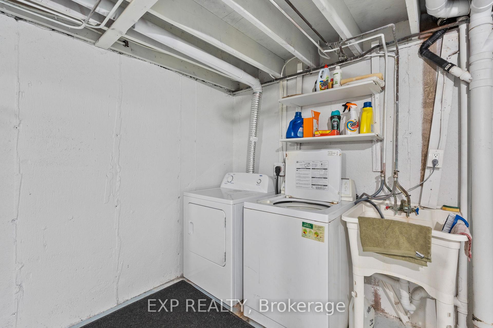 Photo 21 of Unit 7, 4230 Meadowvale Drive, Niagara Falls, Morrison — HOMEH