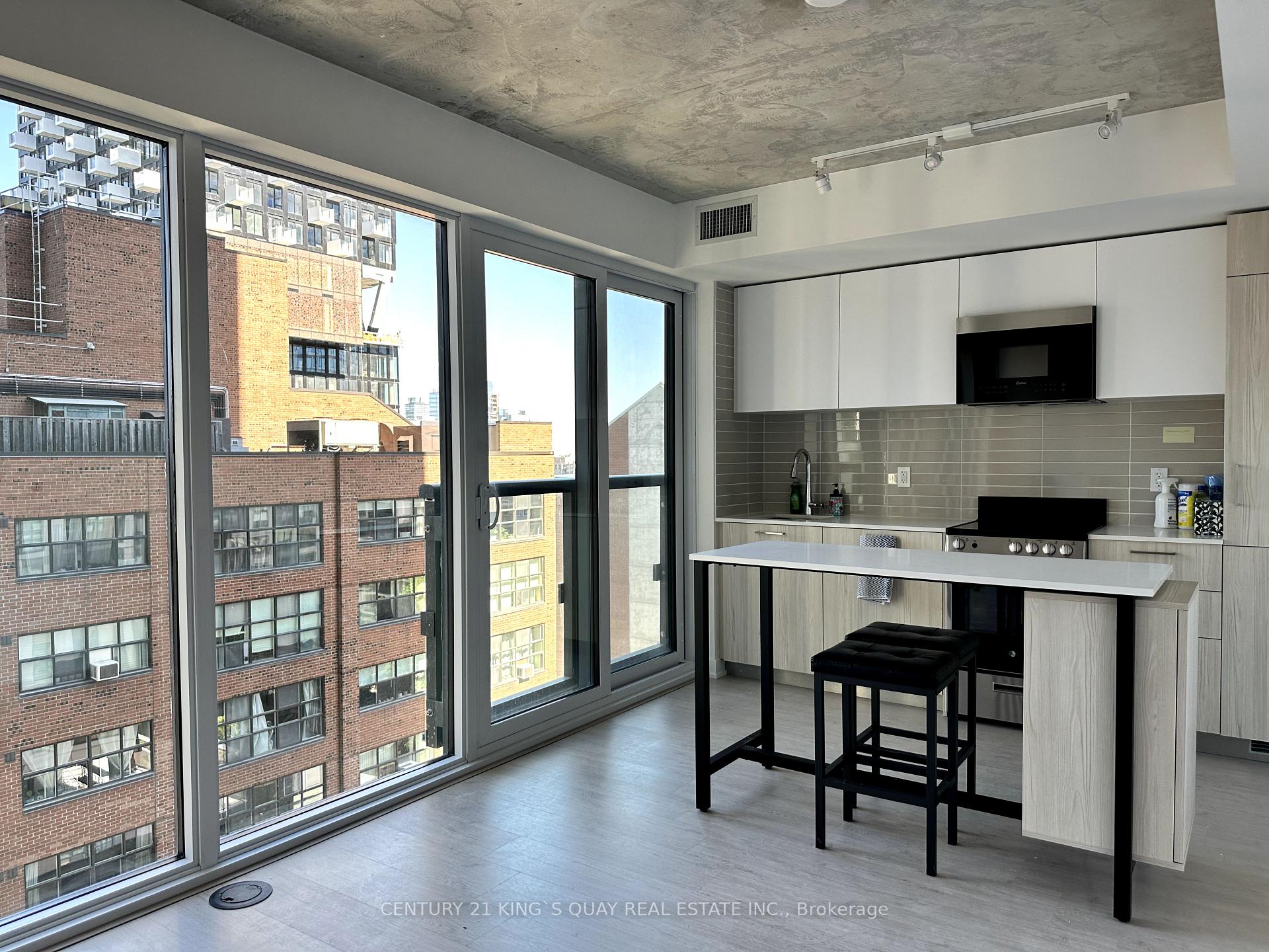 Photo 3 of Unit 1009, 65 Mutual Street, Toronto, Church-Yonge Corridor — HOMEH