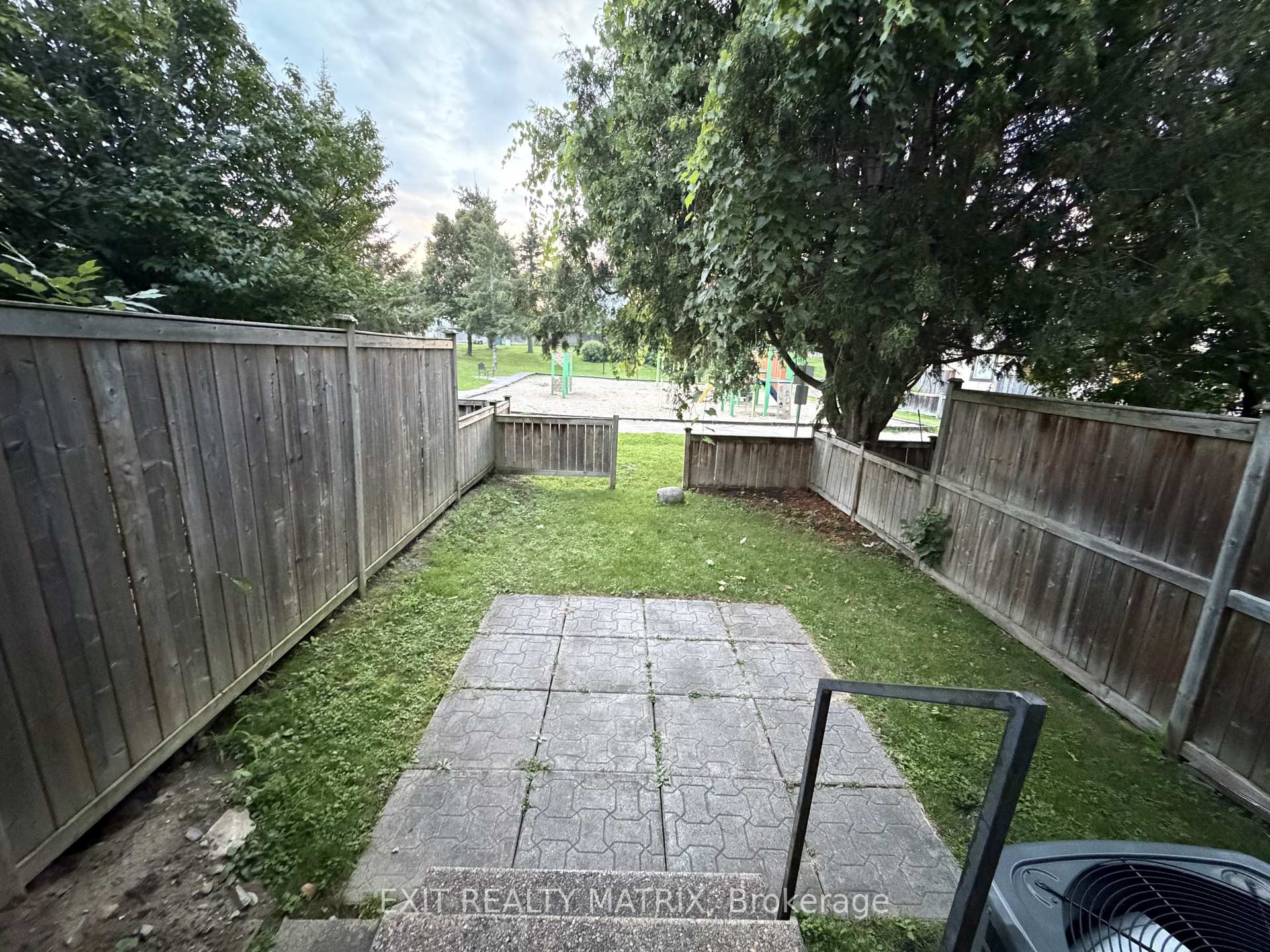 Photo 16 of Unit 123, 2622 Pimlico Crescent, Ottawa, Emerald Woods/Sawmill Creek — HOMEH