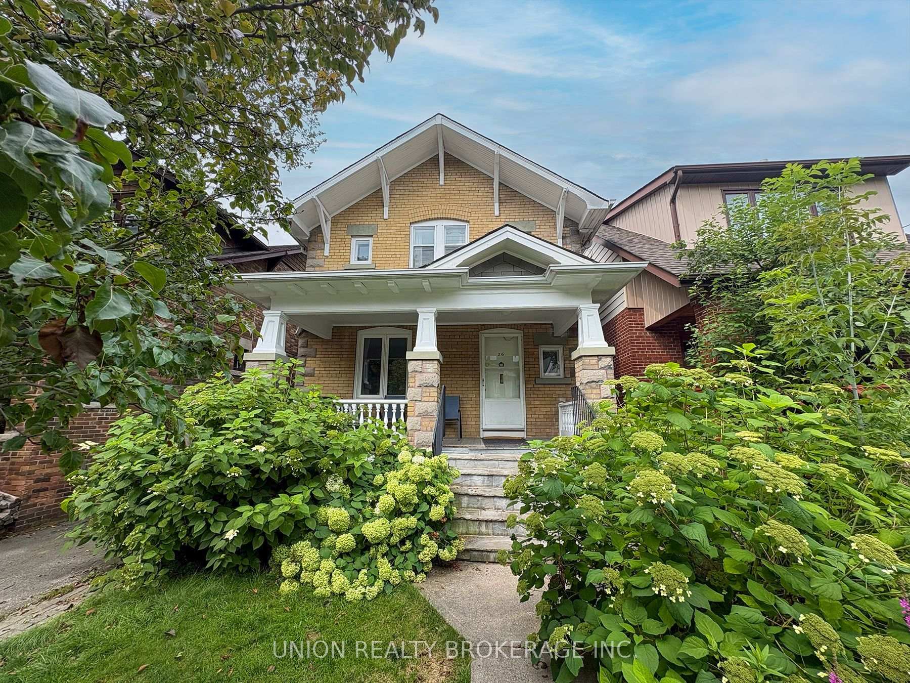 Front of 26 Waverley Road