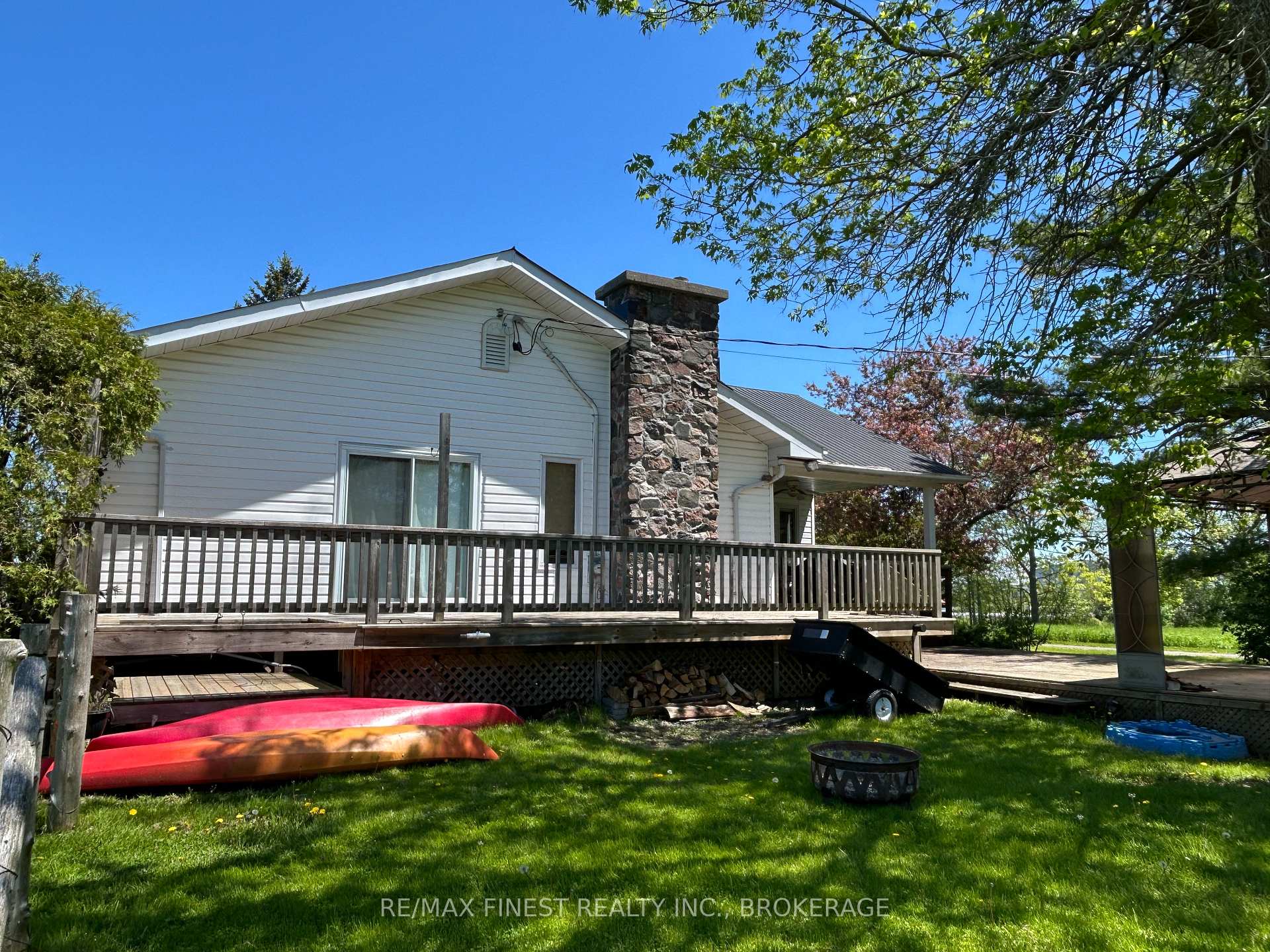 Photo 33 of 174 County Road 4, Loyalist, Lennox and Addington - South — HOMEH