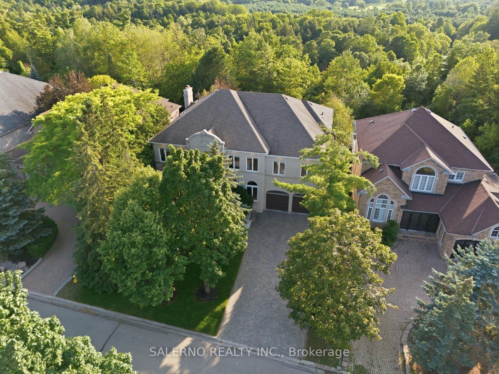 Photo 3 of 188 Deerchase Circle, Vaughan, Islington Woods — HOMEH