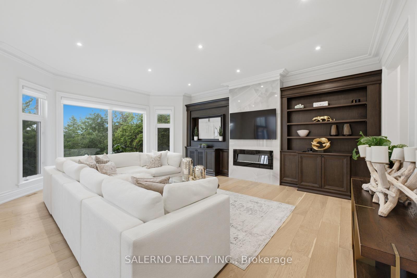 Photo 6 of 188 Deerchase Circle, Vaughan, Islington Woods — HOMEH